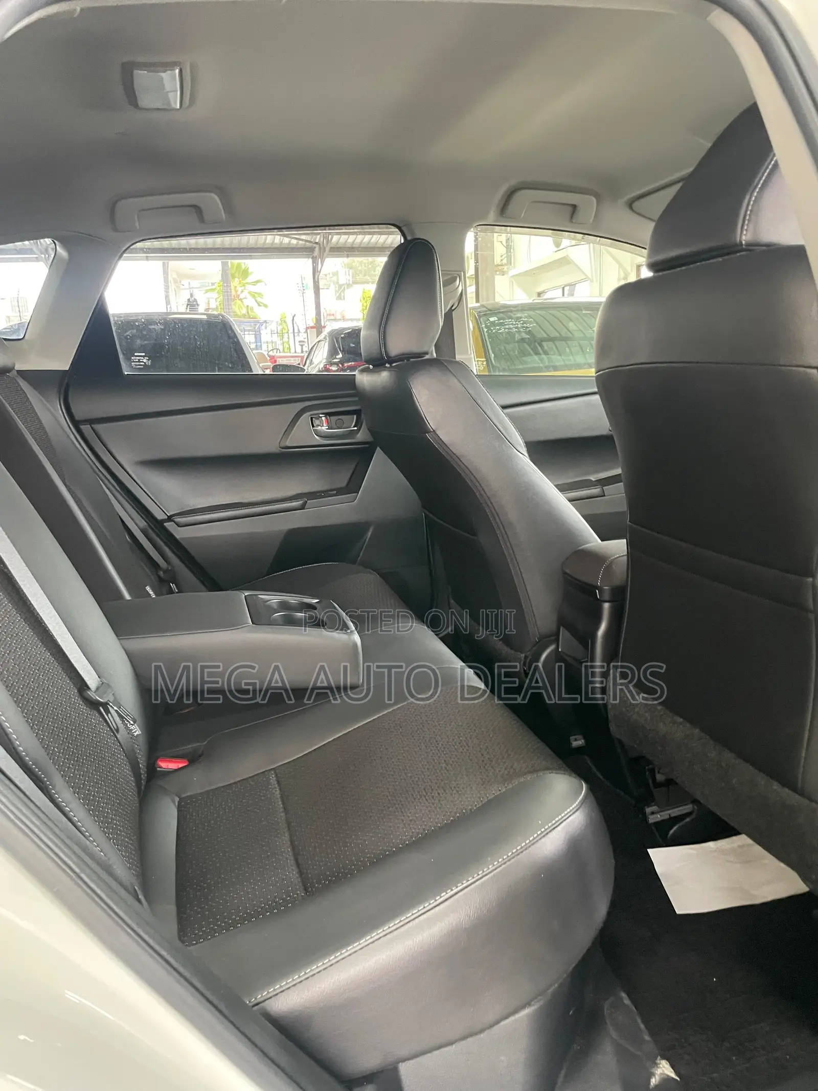 Toyota Auris 2018 White