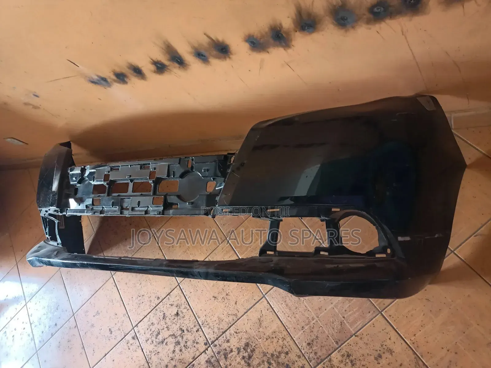 Toyota Noah 2015 From Bumper