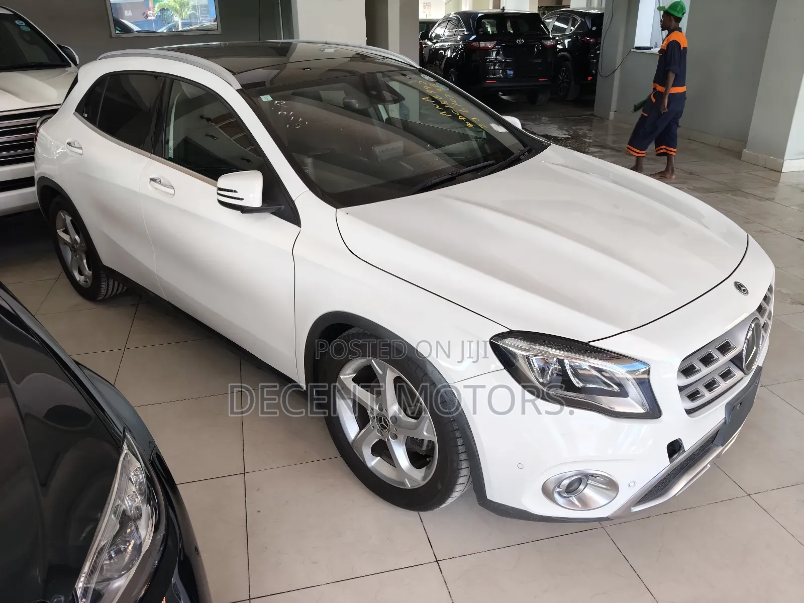Mercedes-Benz GLA-Class 2019 White