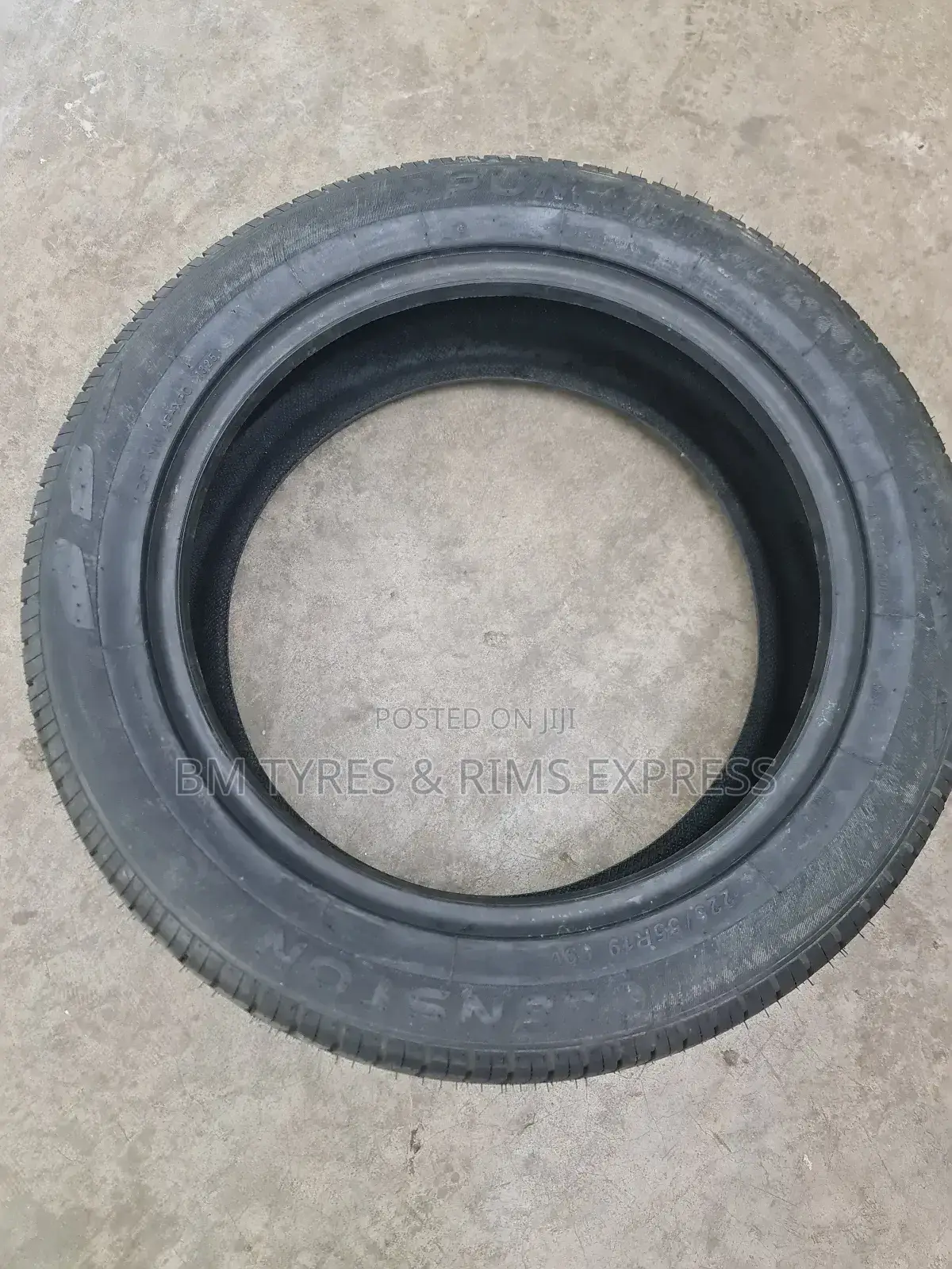 225/55 R19 Lenstone Tyres.