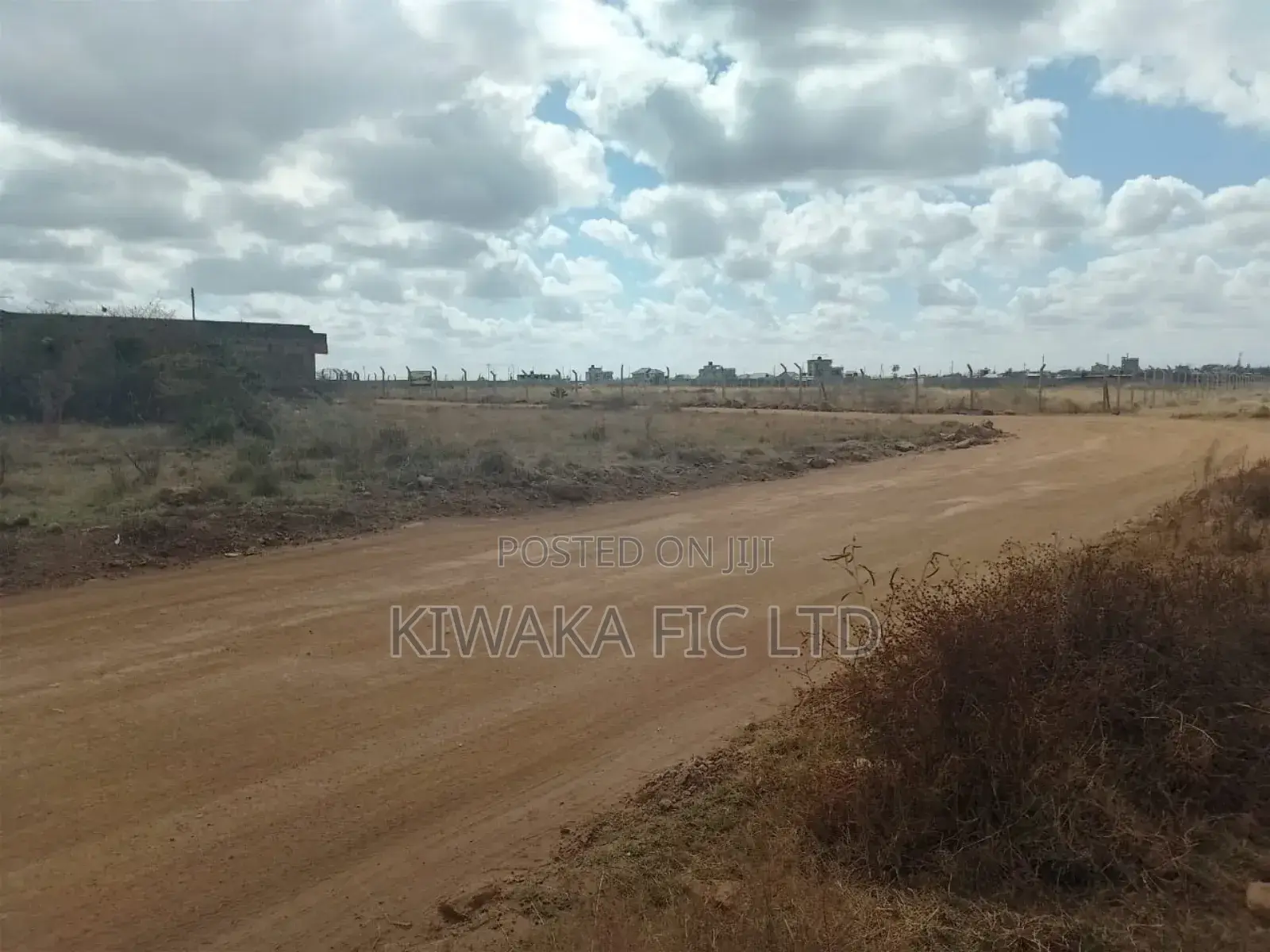 50×100 in Daracha, Juja
