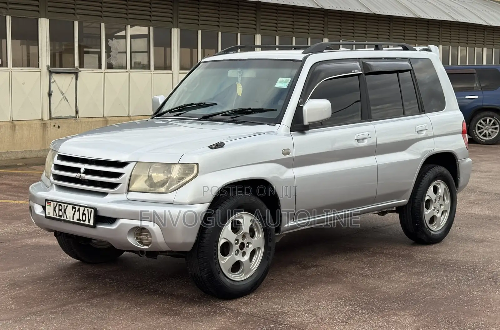Mitsubishi Pajero IO 2003 White