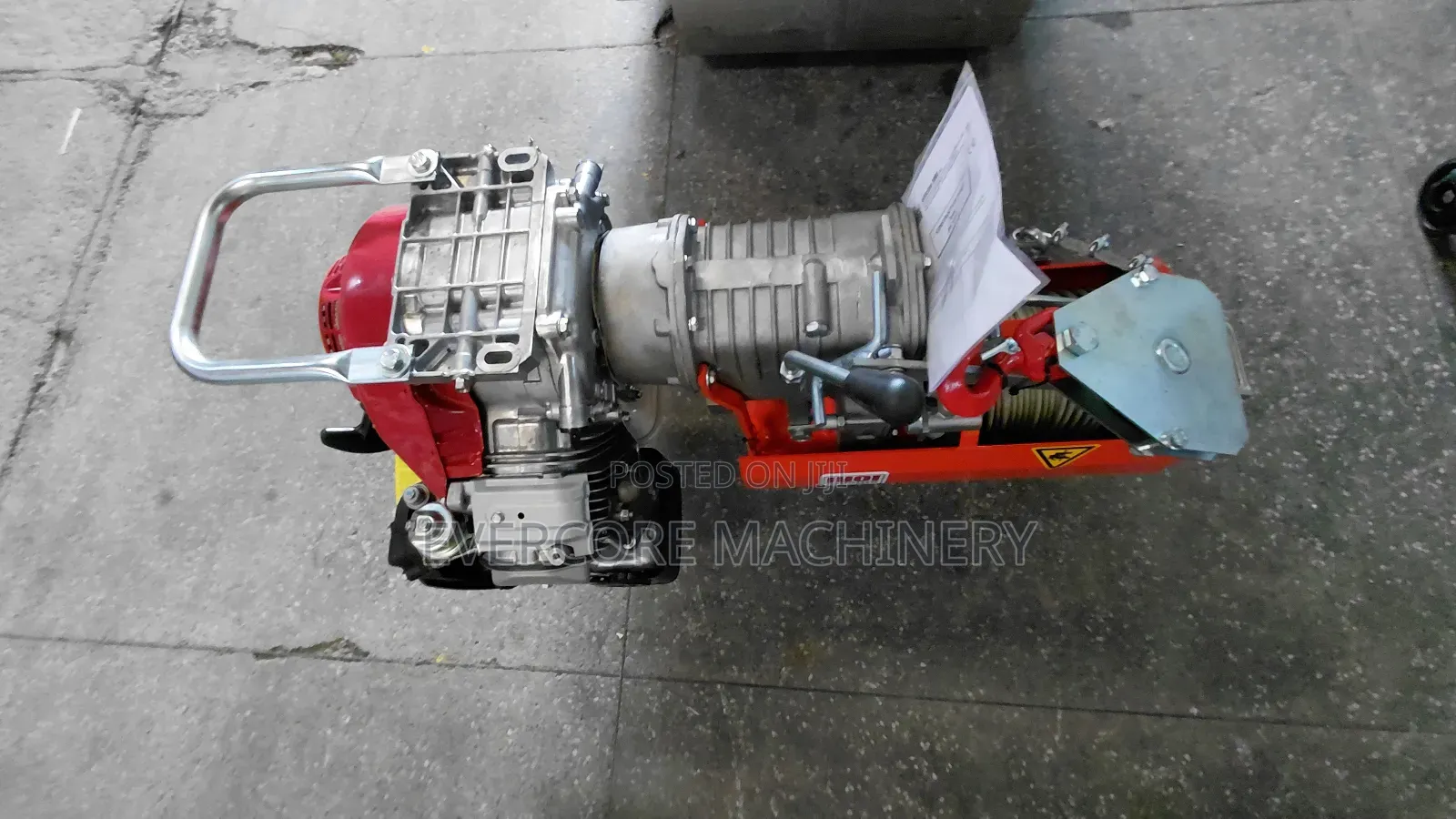Iori Officine Italolian 1000kg/1t Concrete Hoist/Crane Honda Engine.