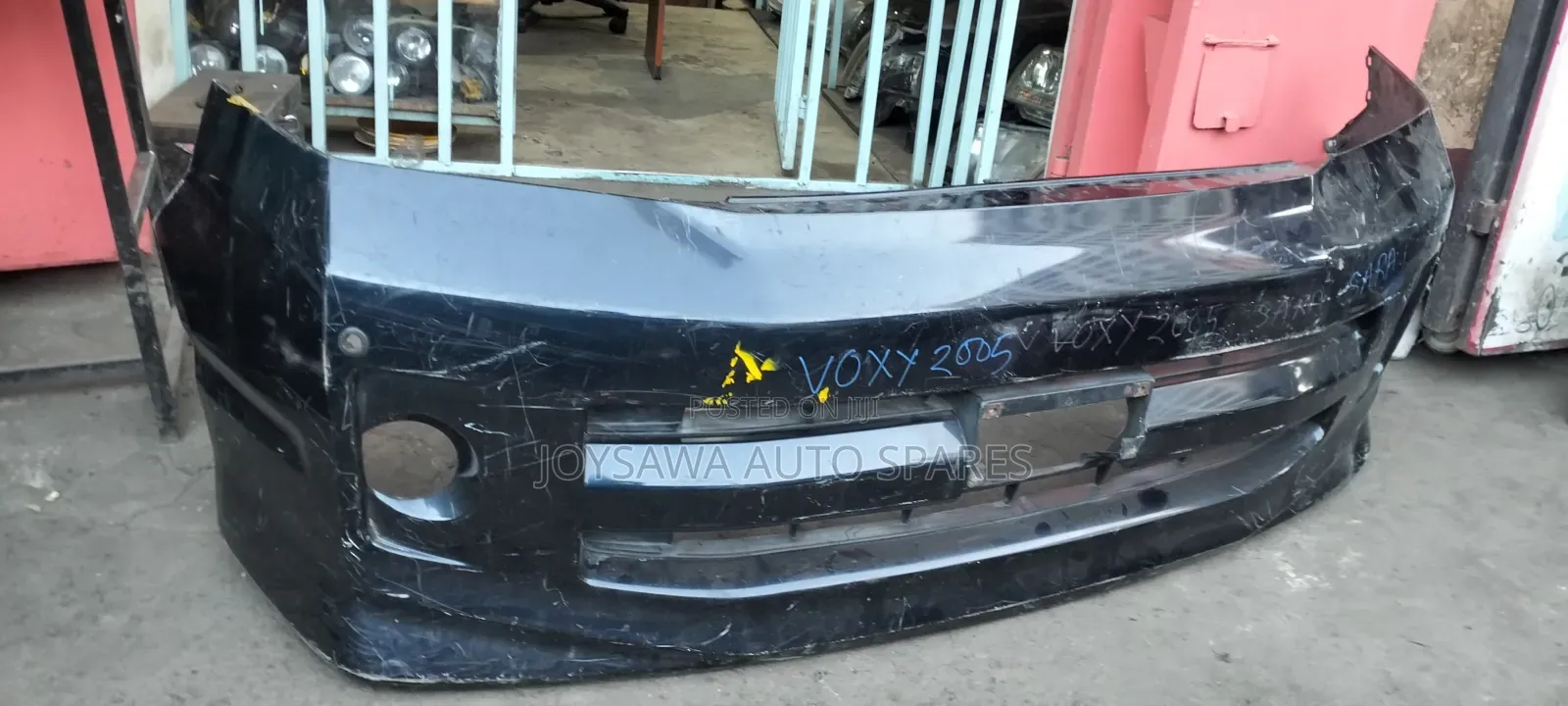Toyota Voxy 2005 Front Bumper