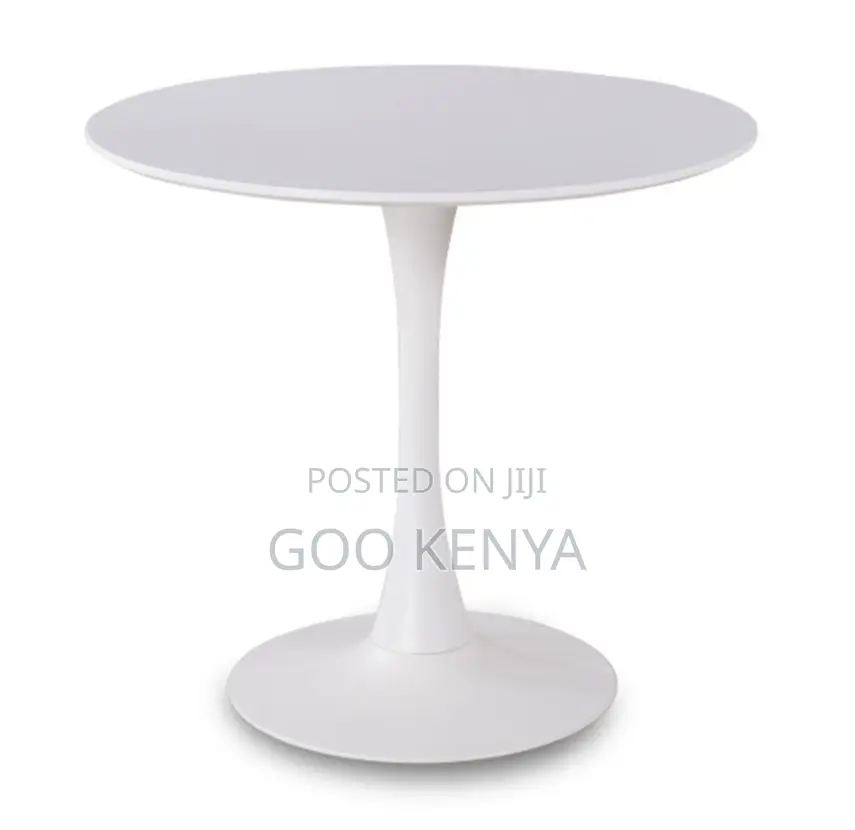 Home Table; Lightweight and Durable Round Barn Style Plastic Table