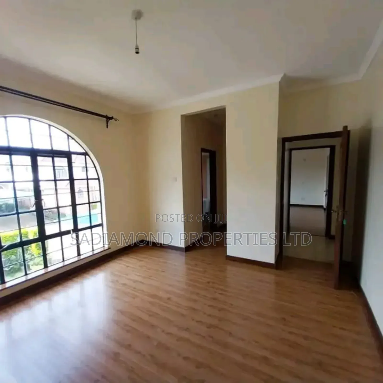 4bdrm House in Runda, Kiambu / Kiambu for sale