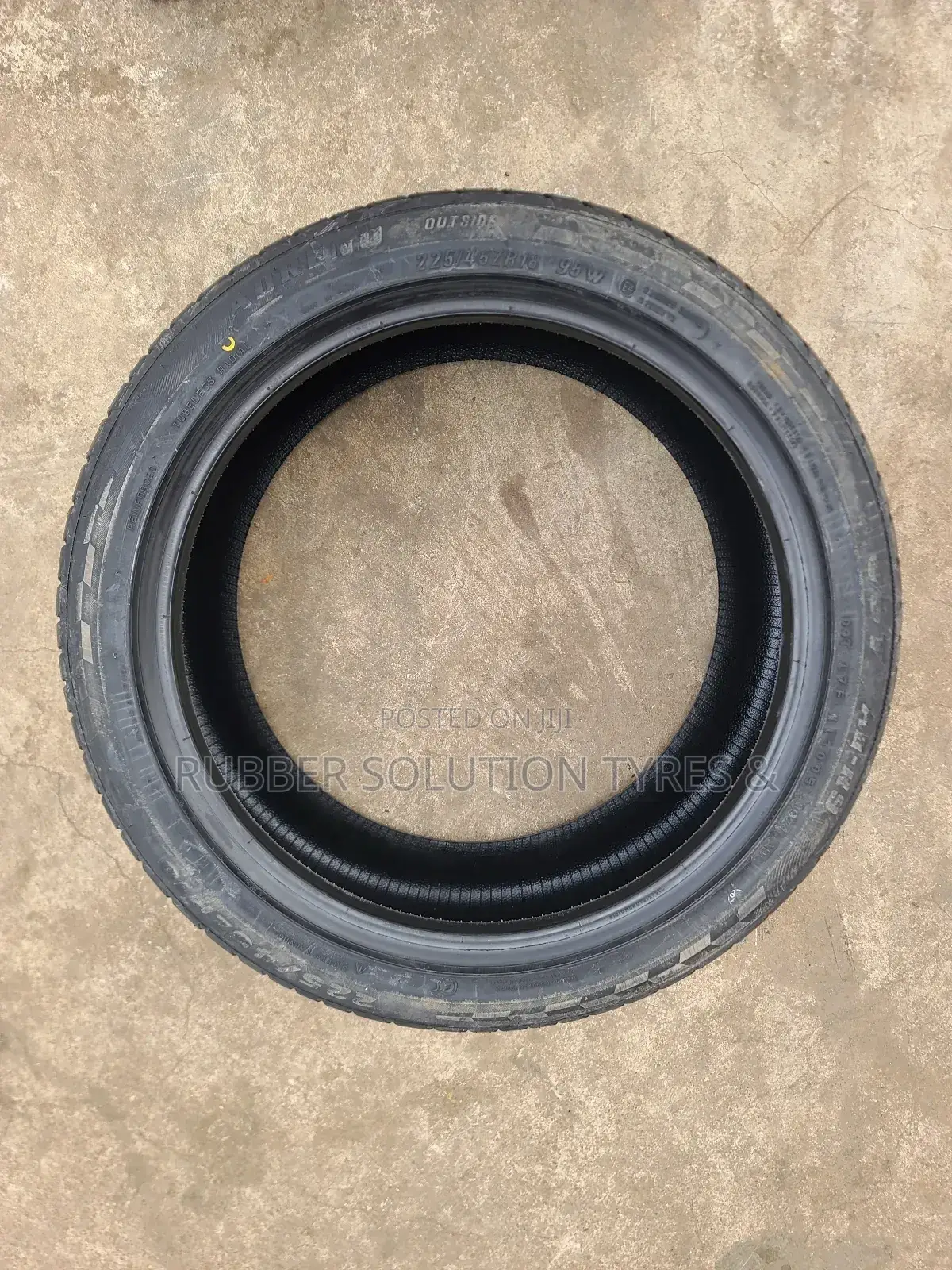 225 /45 R18 CST Tyres 95w X/L Adreno Ad-R9