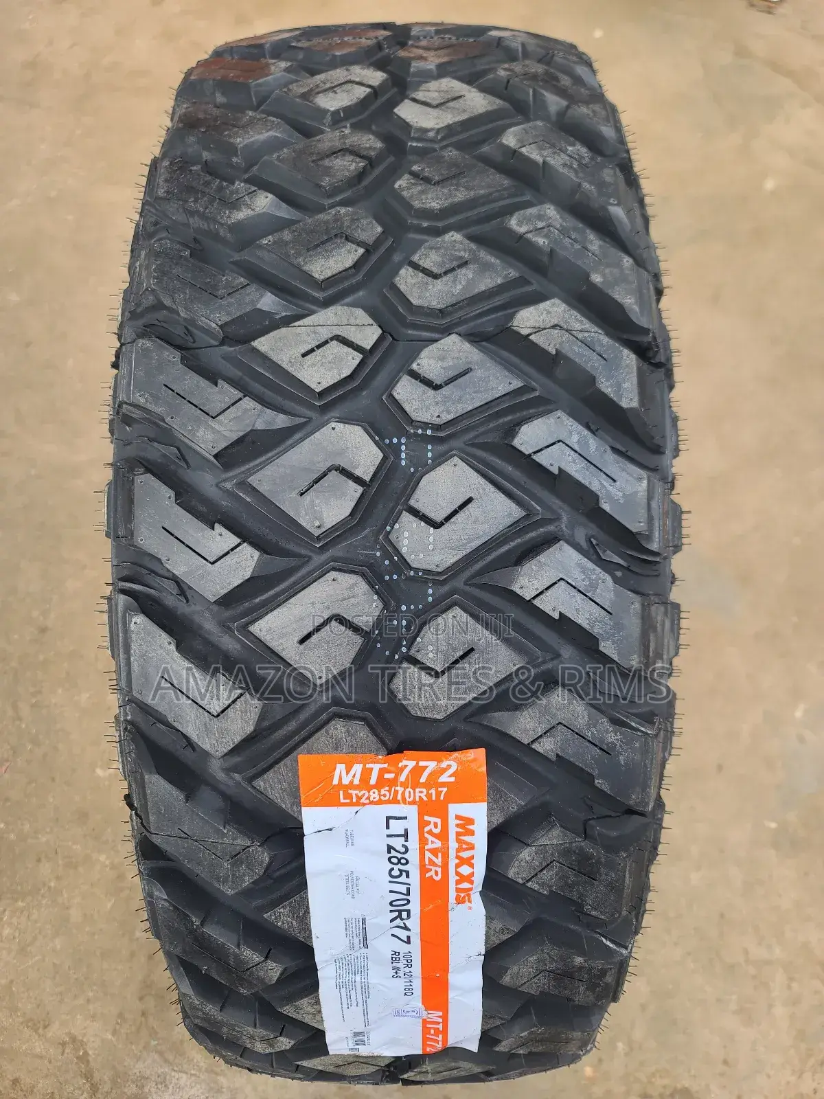 285/70 R17 Maxxis Tyres Razr M/T-772 Mud-Terrain