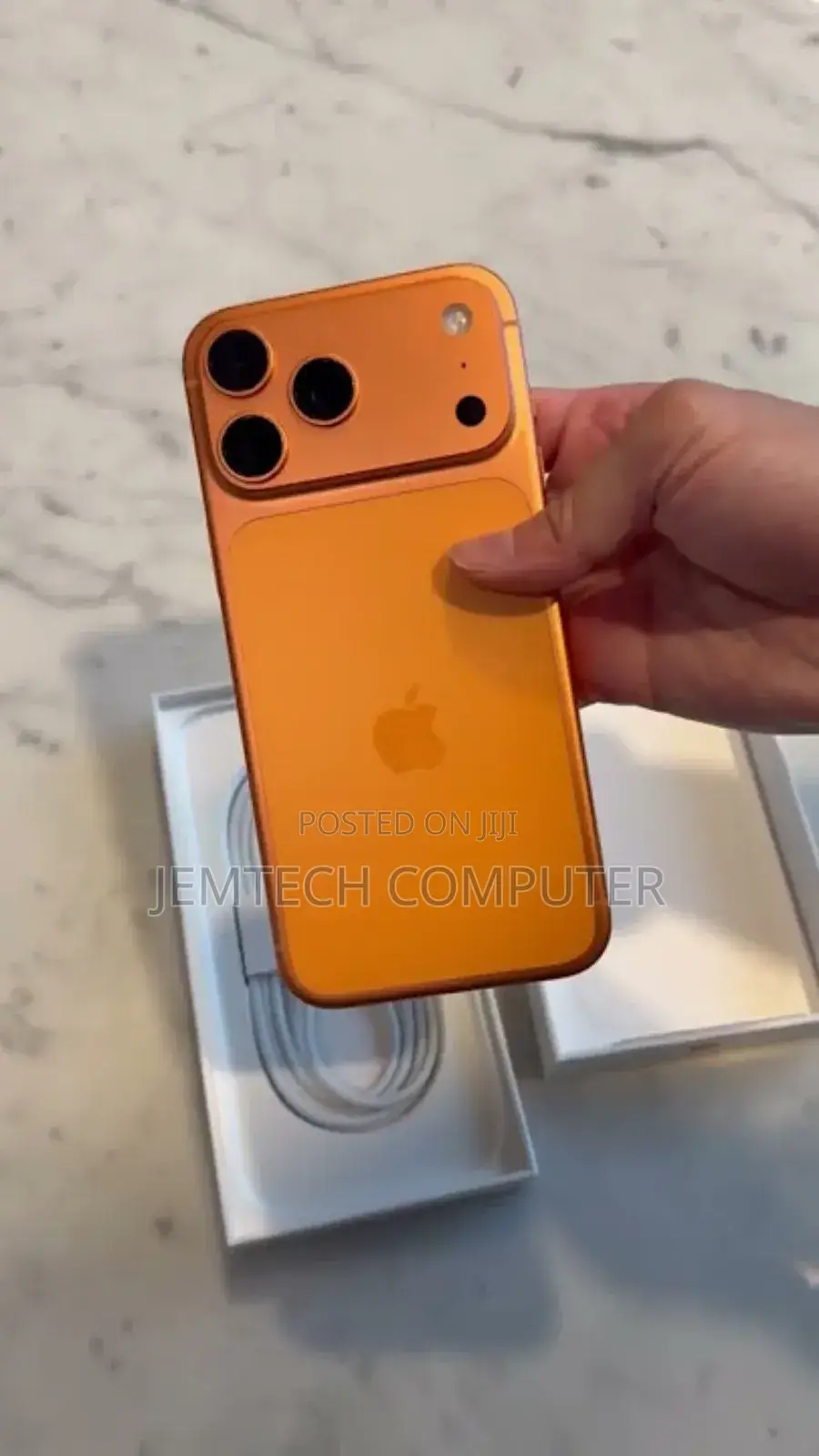 New Apple iPhone 17 Pro Max 256 GB Orange