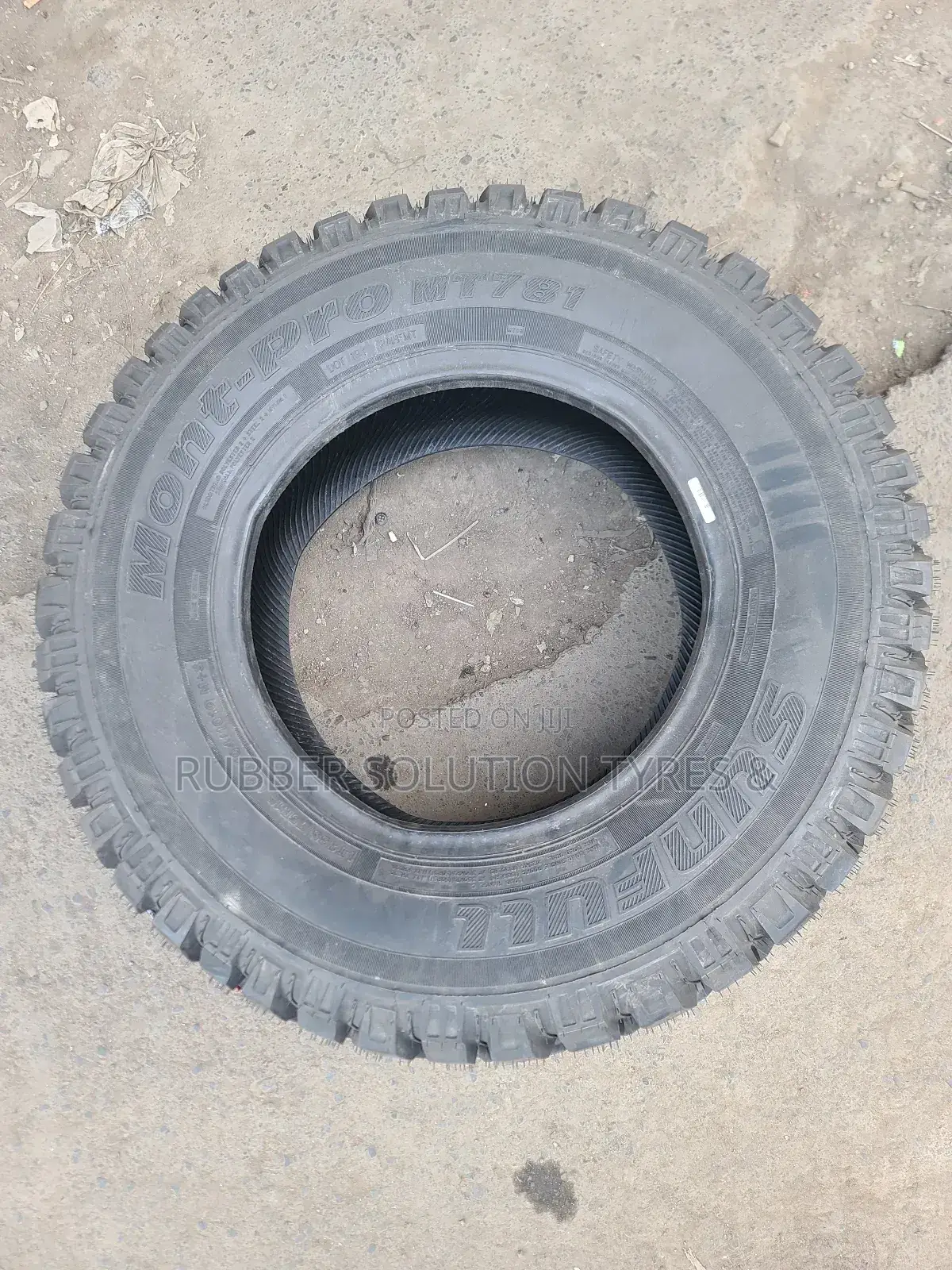 235/75r15 C Sunfull Tyres Mont-Pro Mt781 Mud-Terrain