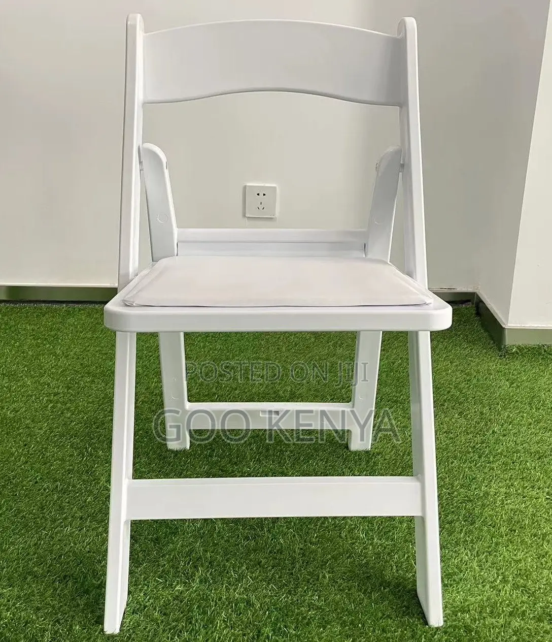 Home Chair; Modern White Round Plastic Folding Chairs for Banquets