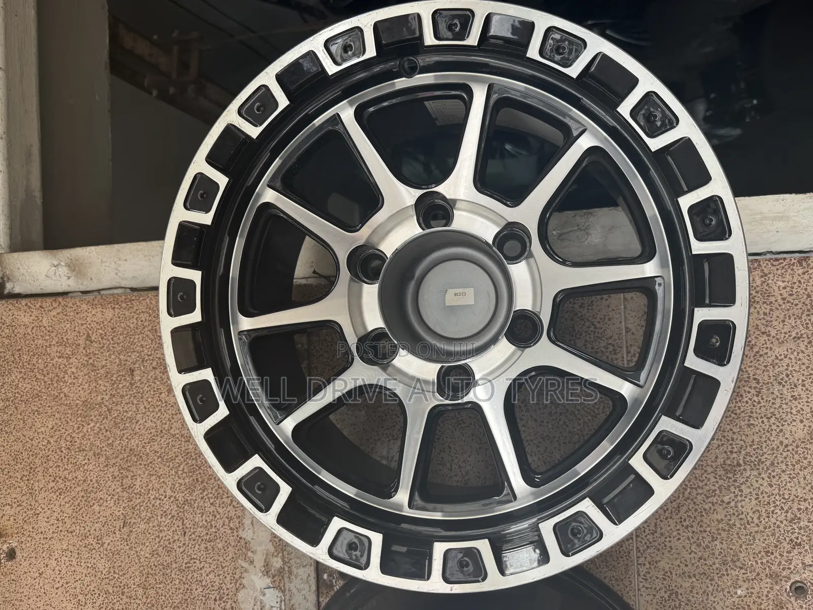 Rims Size 15 Nissan Box/Shark