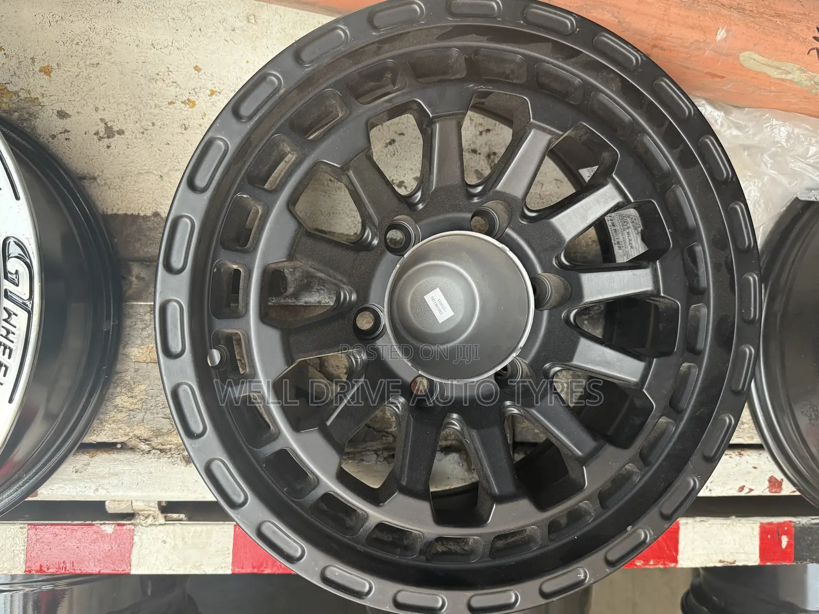 Rims Size 15 Nissan Box/Shark