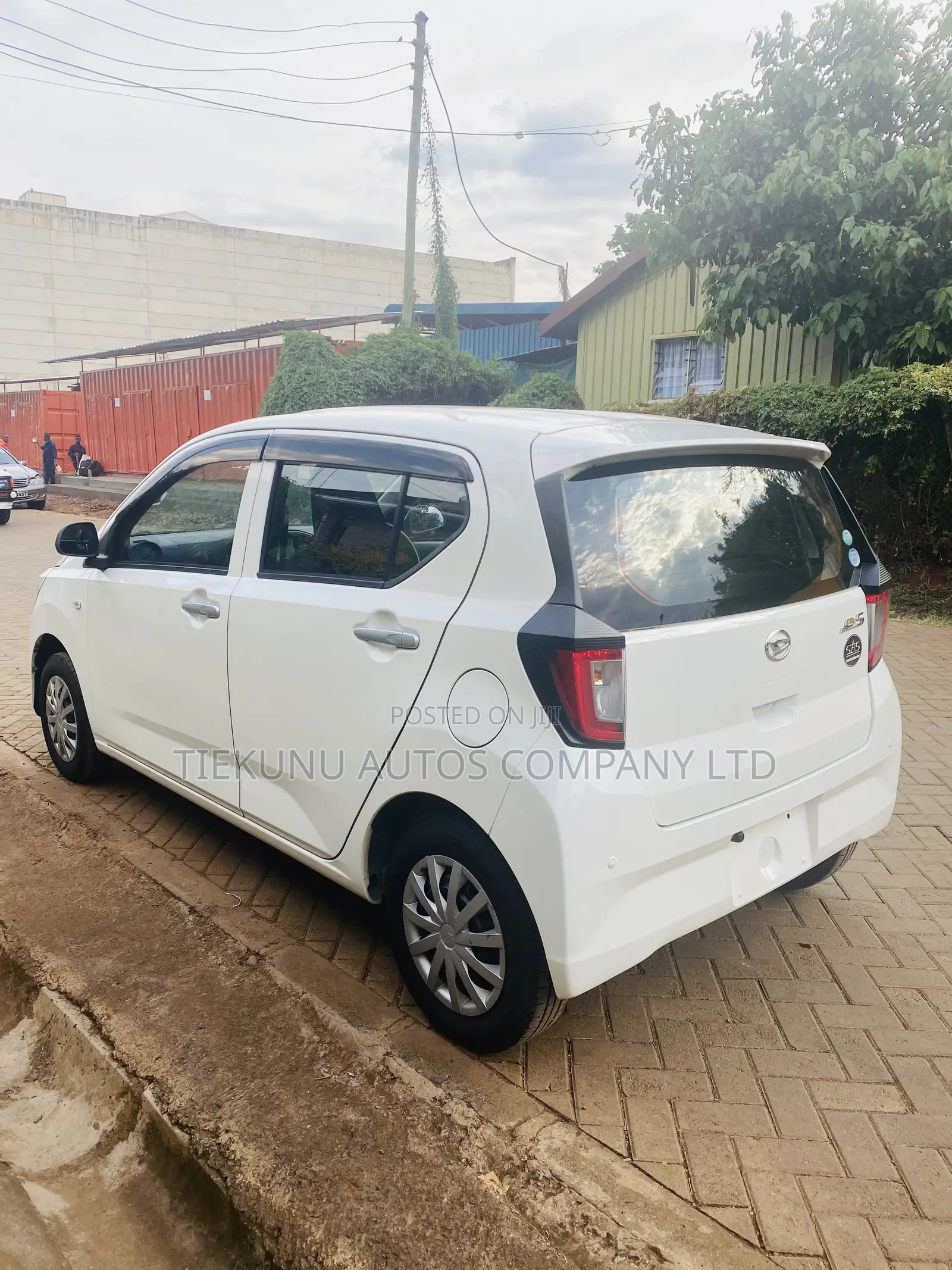 Daihatsu Mira 2018 White