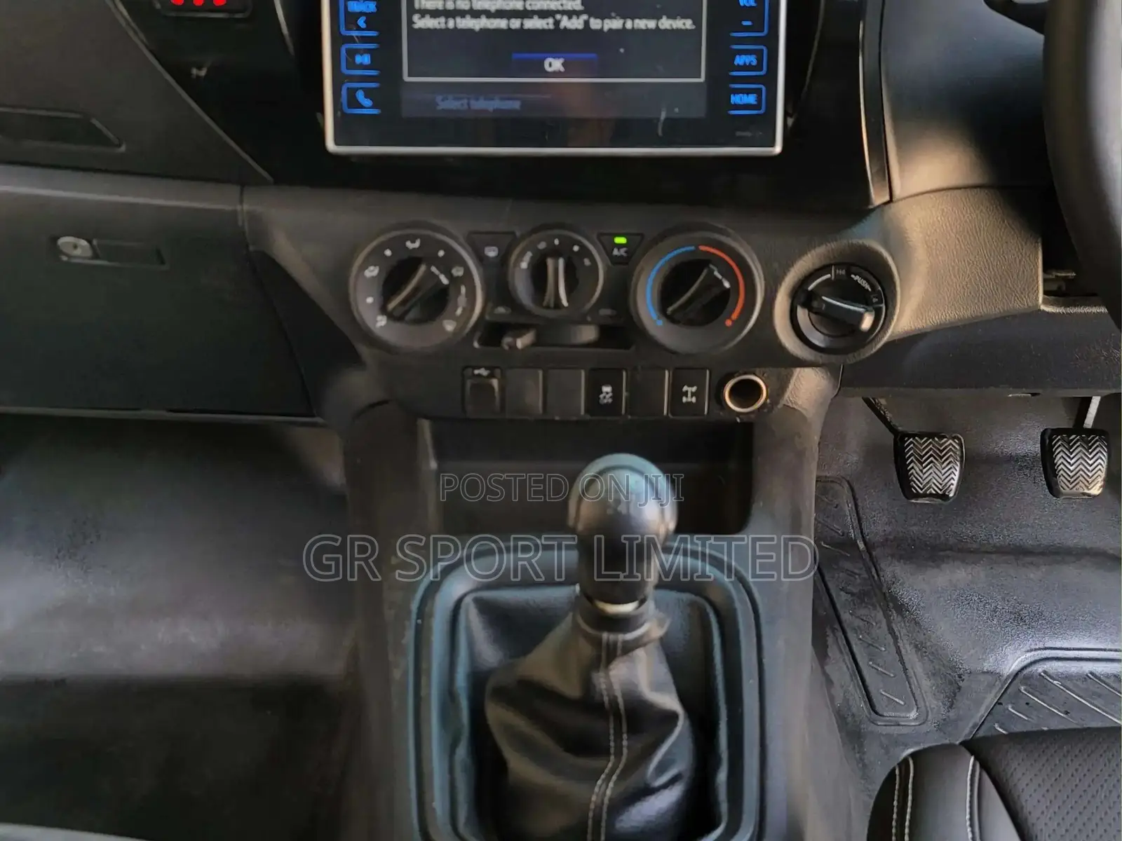 Toyota Hilux Revo Double Cab Deisel 2.8 AWD 2018 White