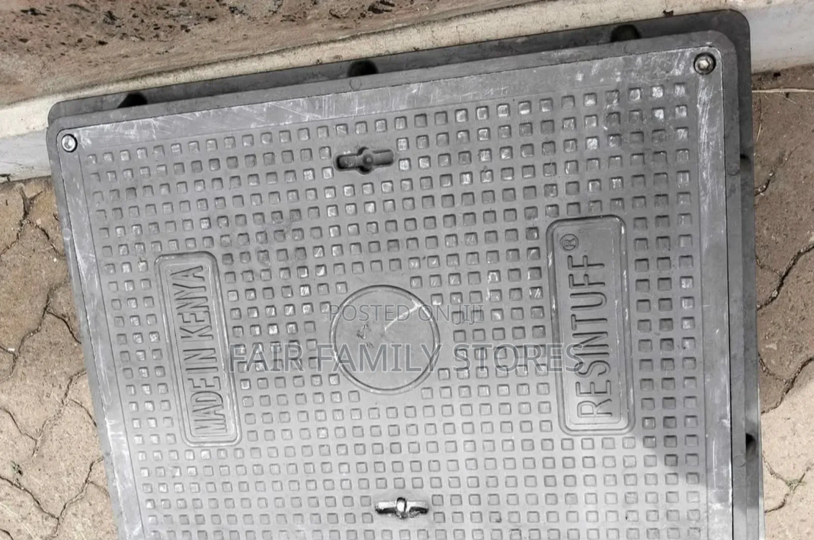 Reinforced Lockable Manhole Cover