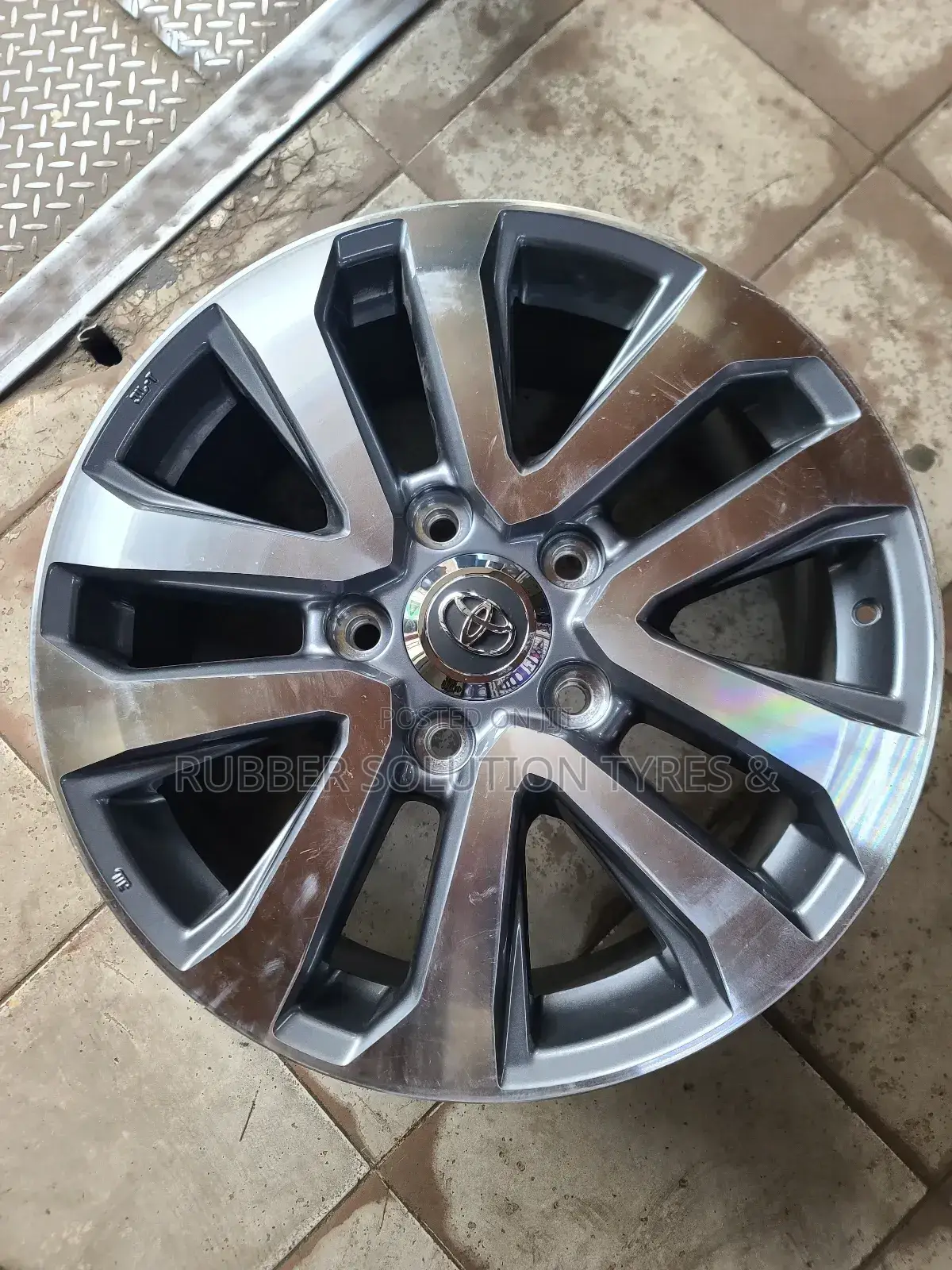 Rim Size 20 Inches 5holes Toyota Prado V8,Hilux Vigo, Fortuner,