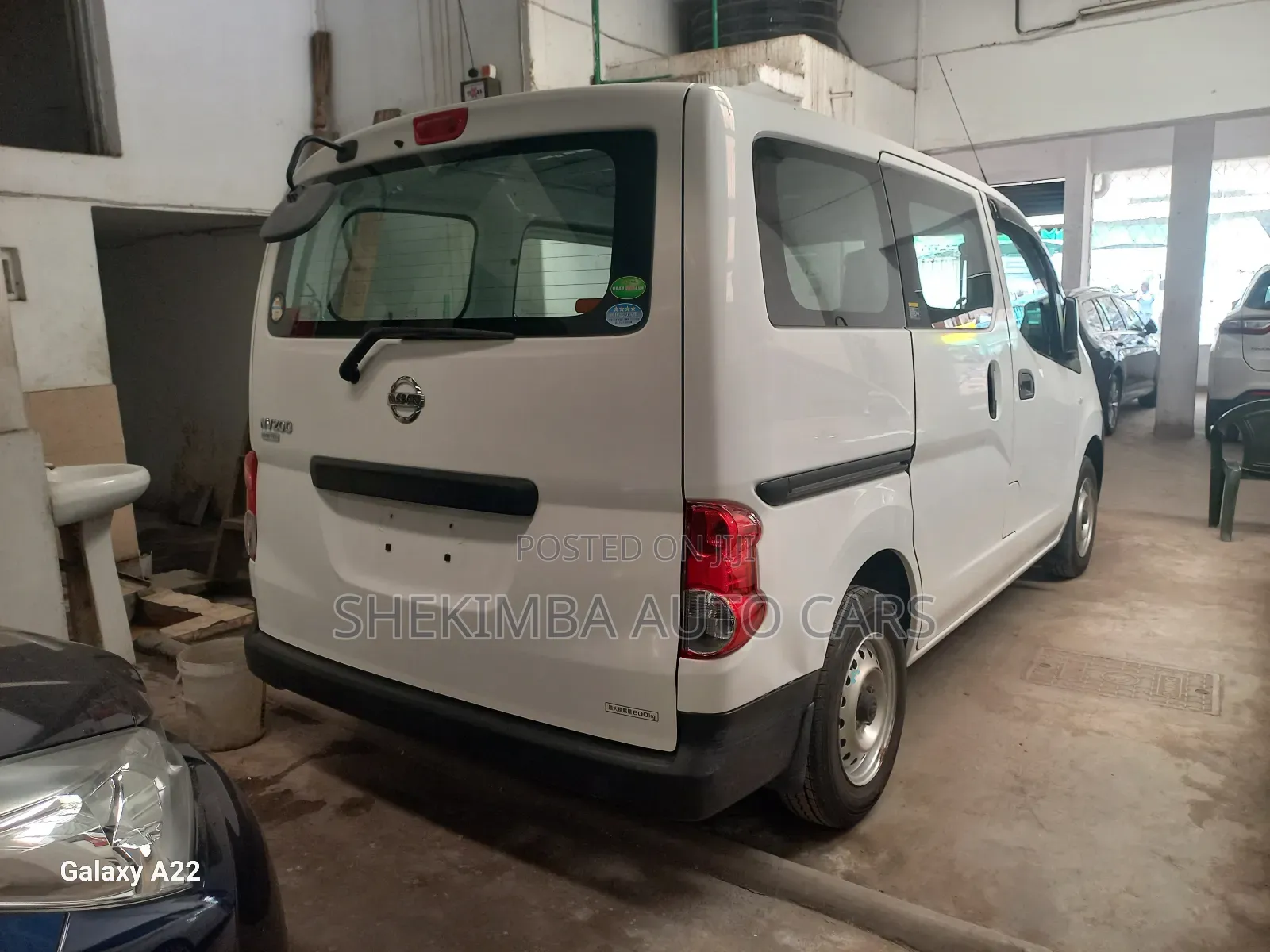 Nissan NV200 2019 White
