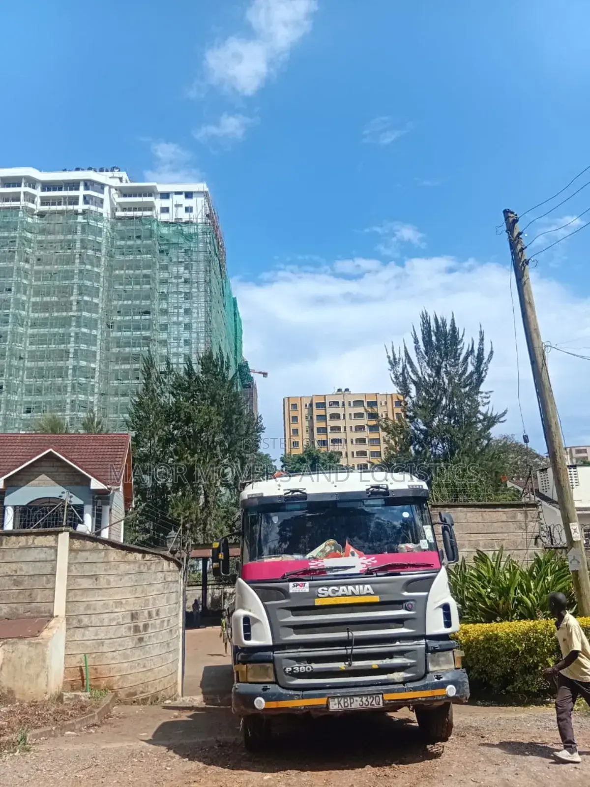 Trailers With Cranes Are Available for Lifting and Logistics Services