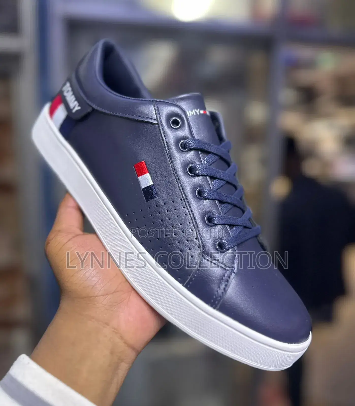 Tommy Hillfiger Stiched Logo , Tommys Sizes 40_45
