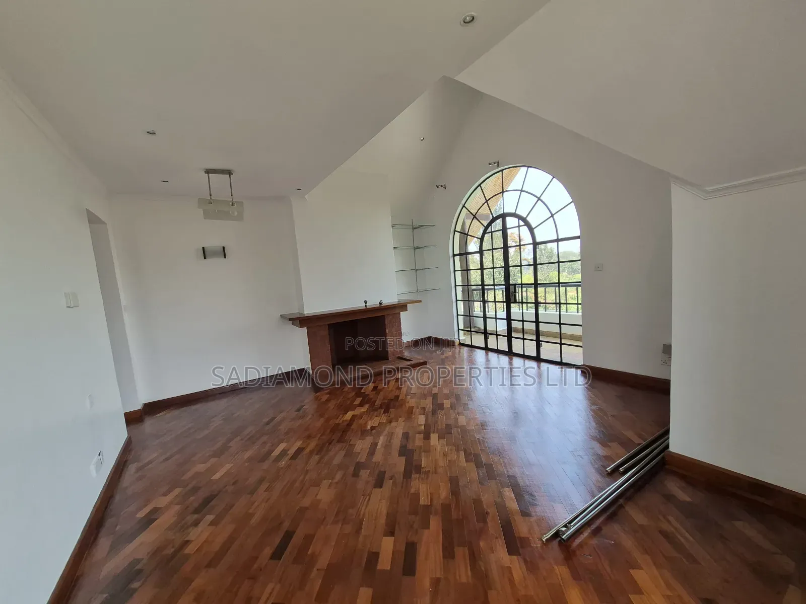 4bdrm House in Garden Estate, Kasarani for sale