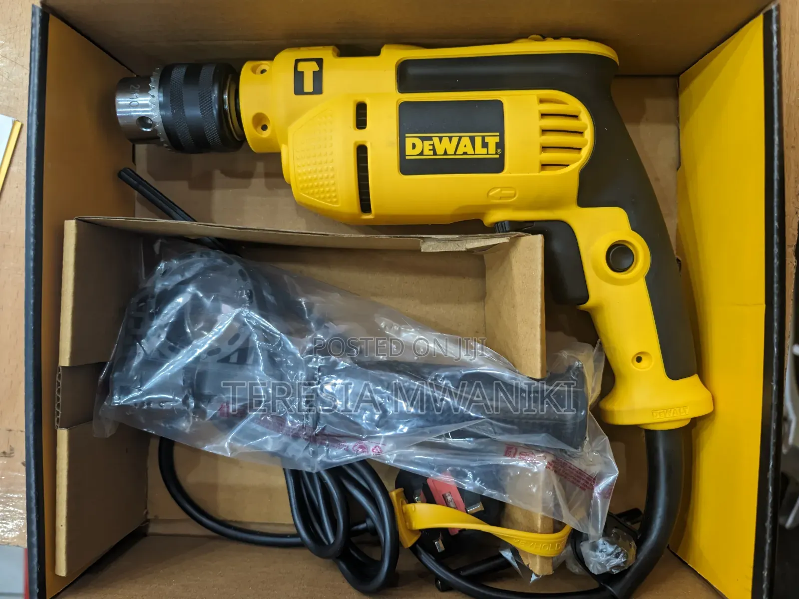 Dewalt Dwd024 13 Mm Corded Percussion Drill