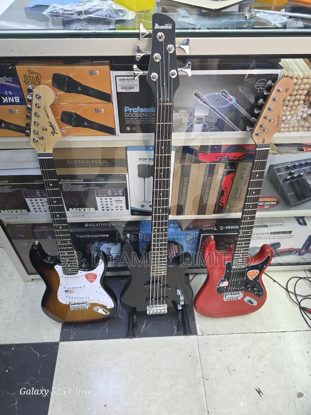 Fender Electric Guitar Set