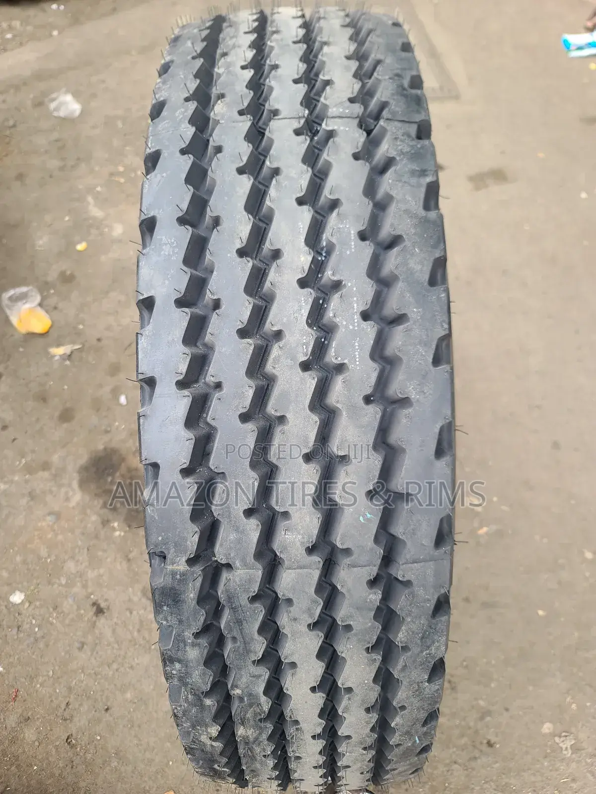 315/80r22.5 Pirelli Tires