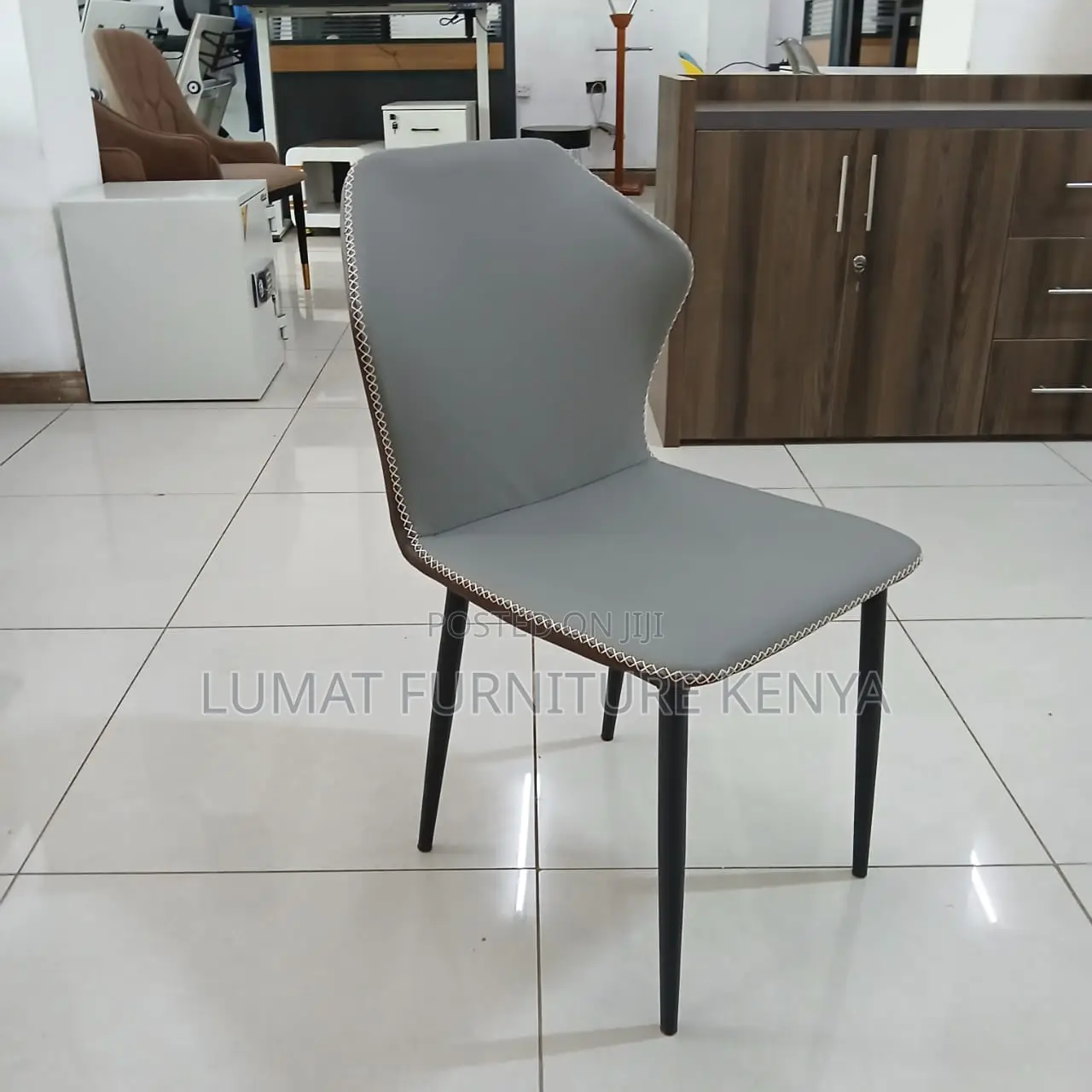 4-Legged Padded Dining Chair