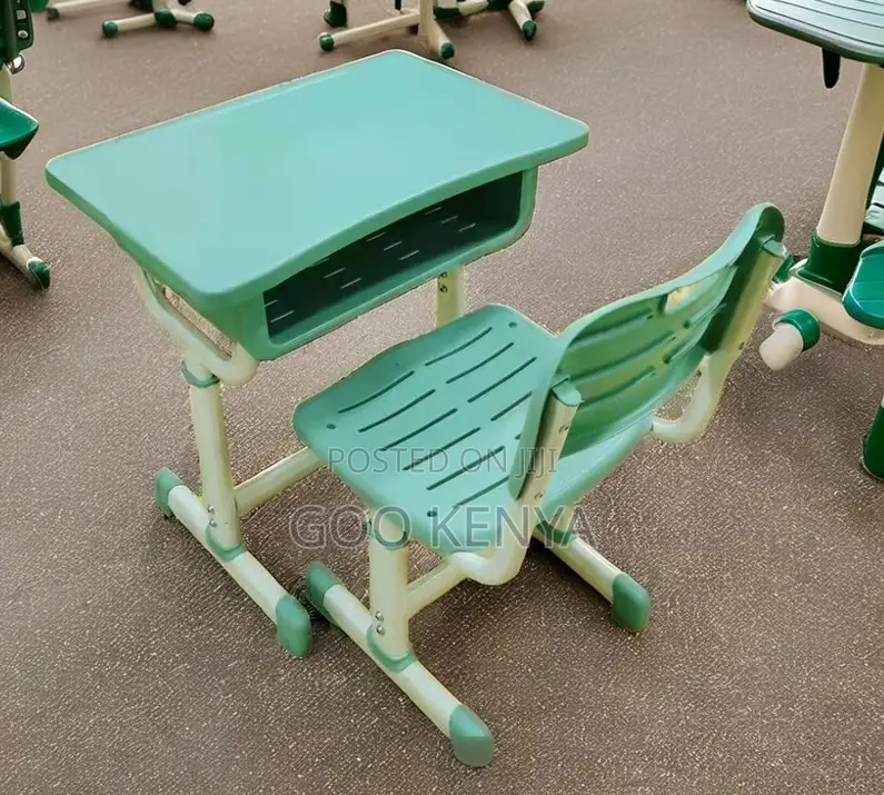 Kid's Desk;