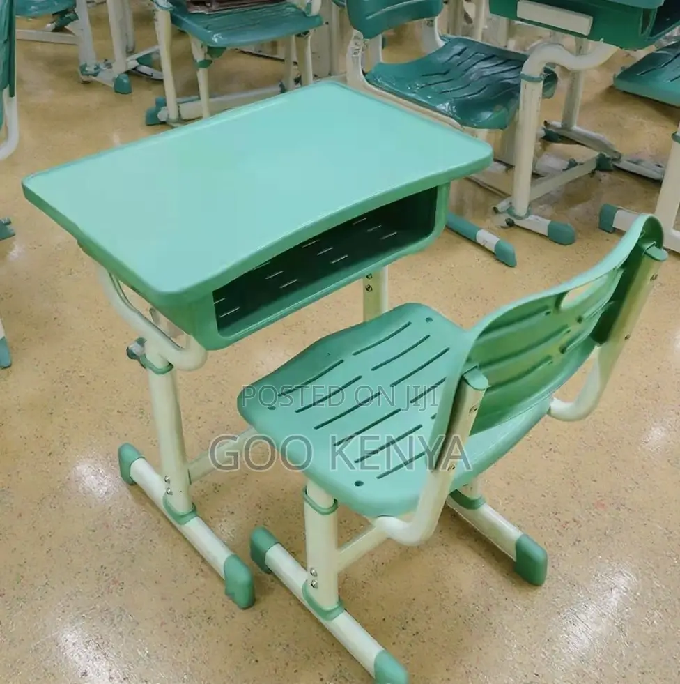 Kid's Desk;
