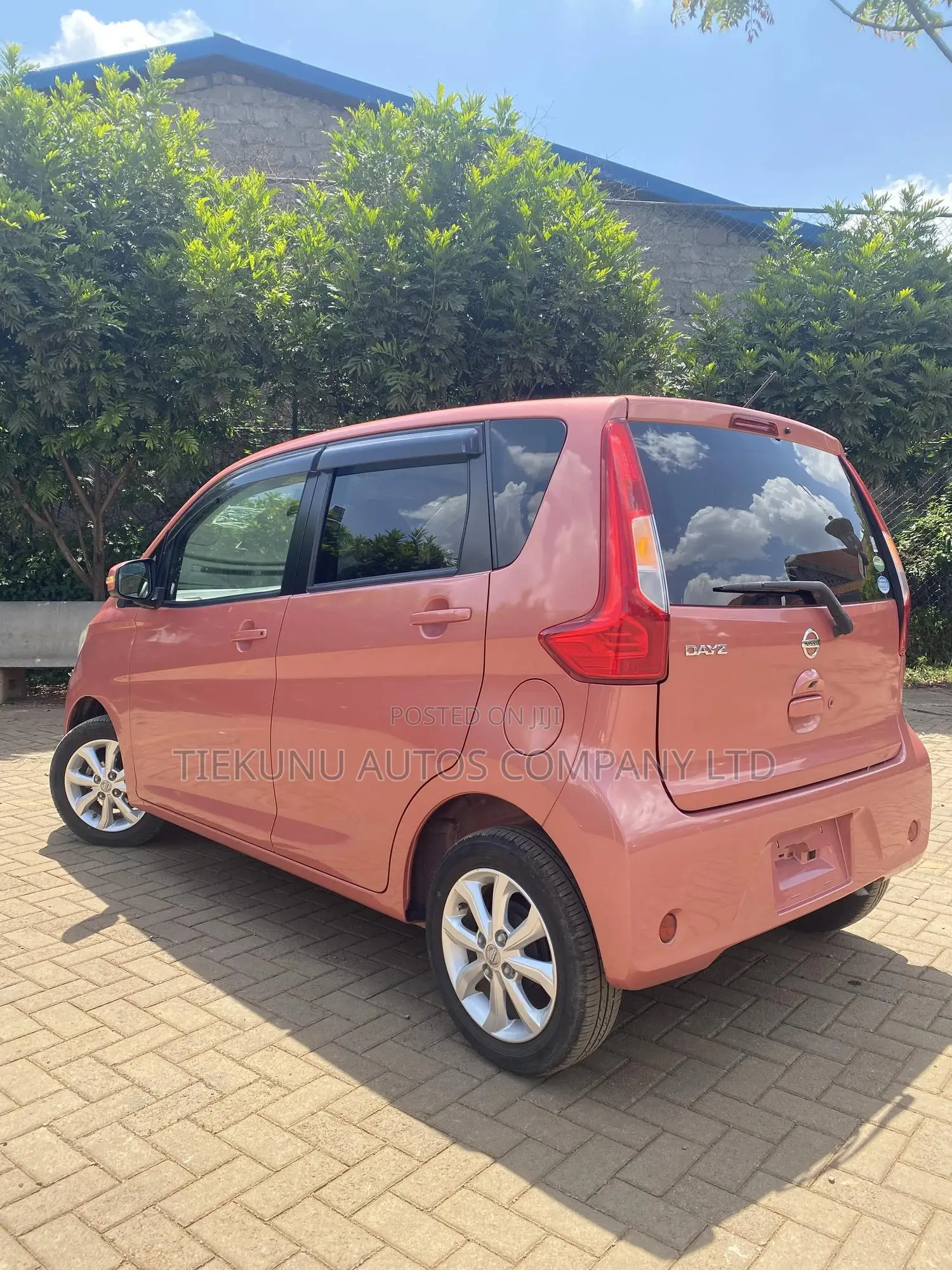 Nissan Dayz 2019 Pink