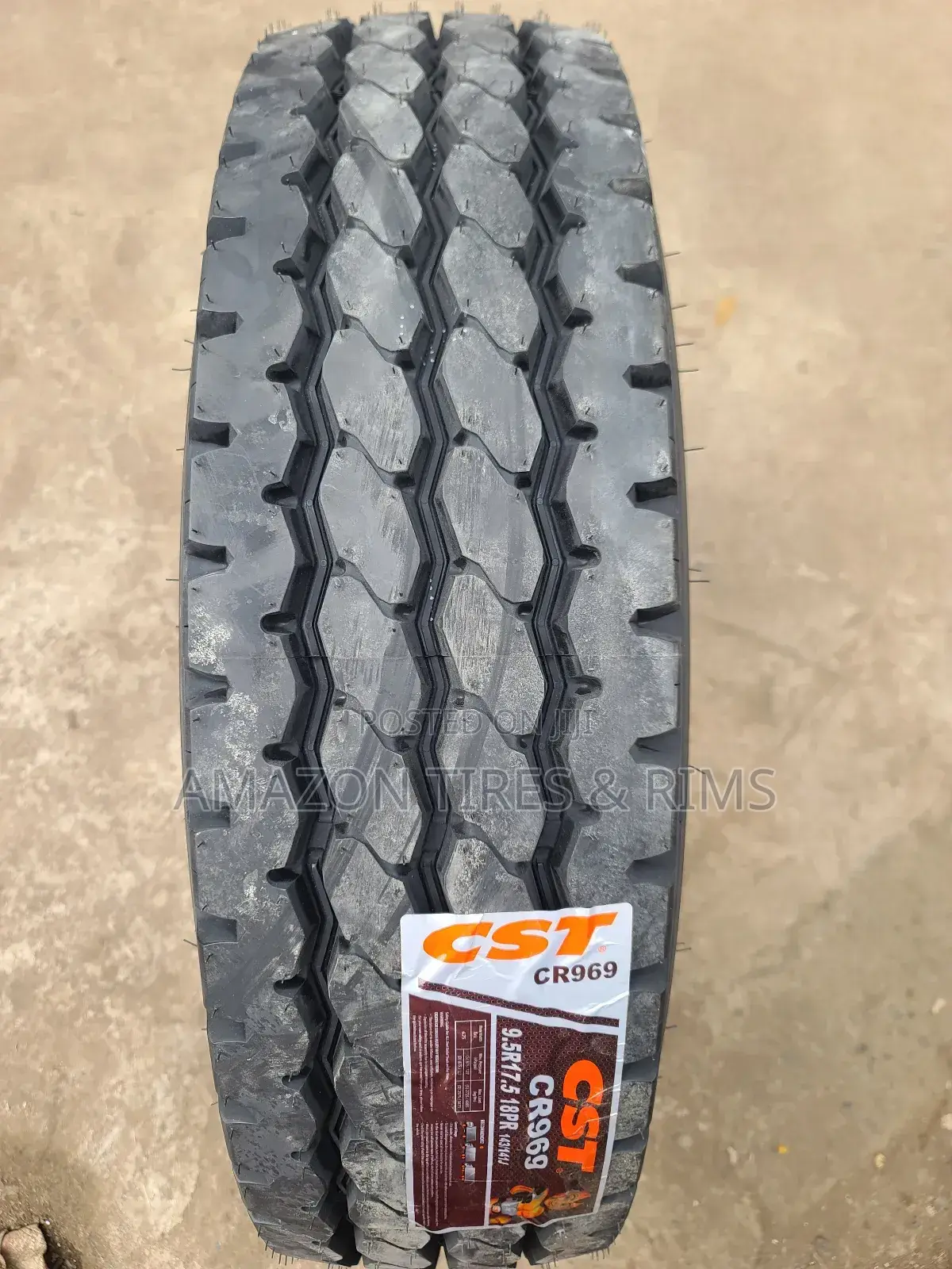 9.5r17.5 CST Tyres Cr969 18pr