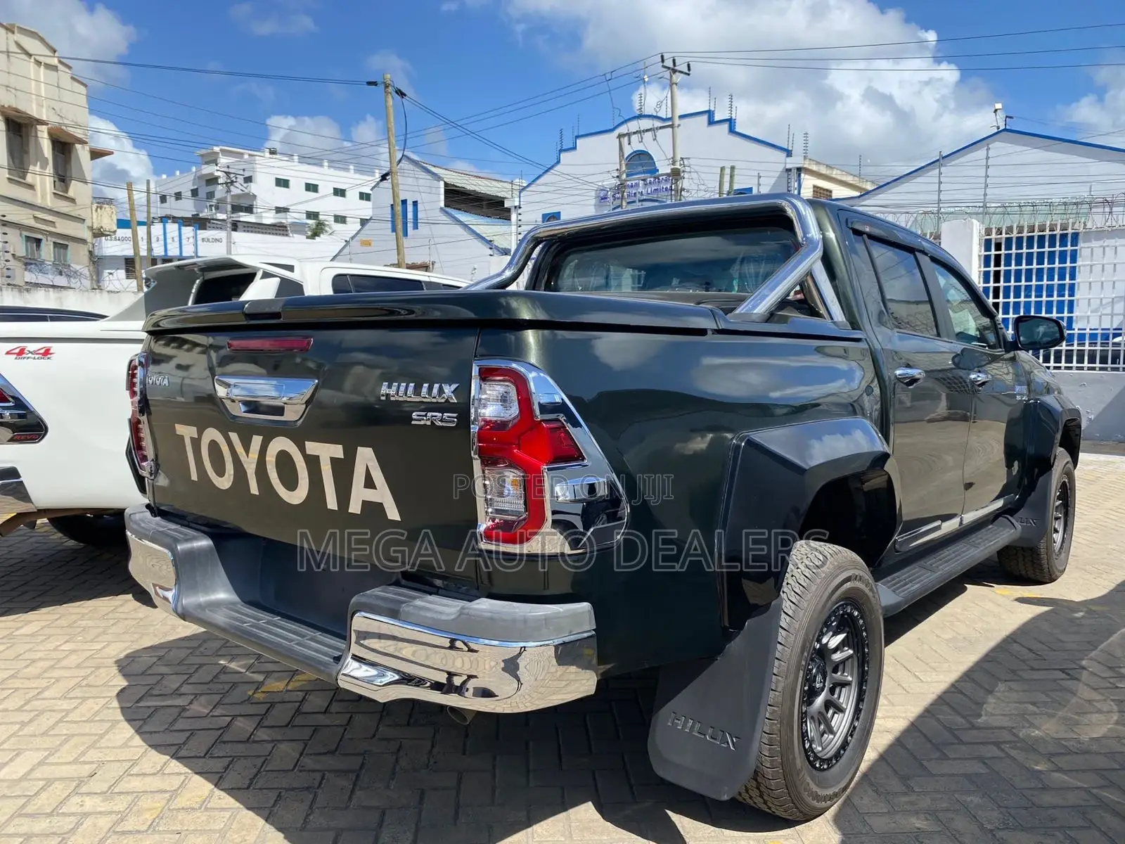 Toyota Hilux 2018 Green