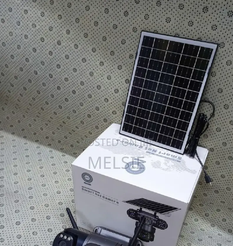 Three Lens Outdoor Surveil CCTV Camera PTZ 360 Tripple Lens Solar Cam