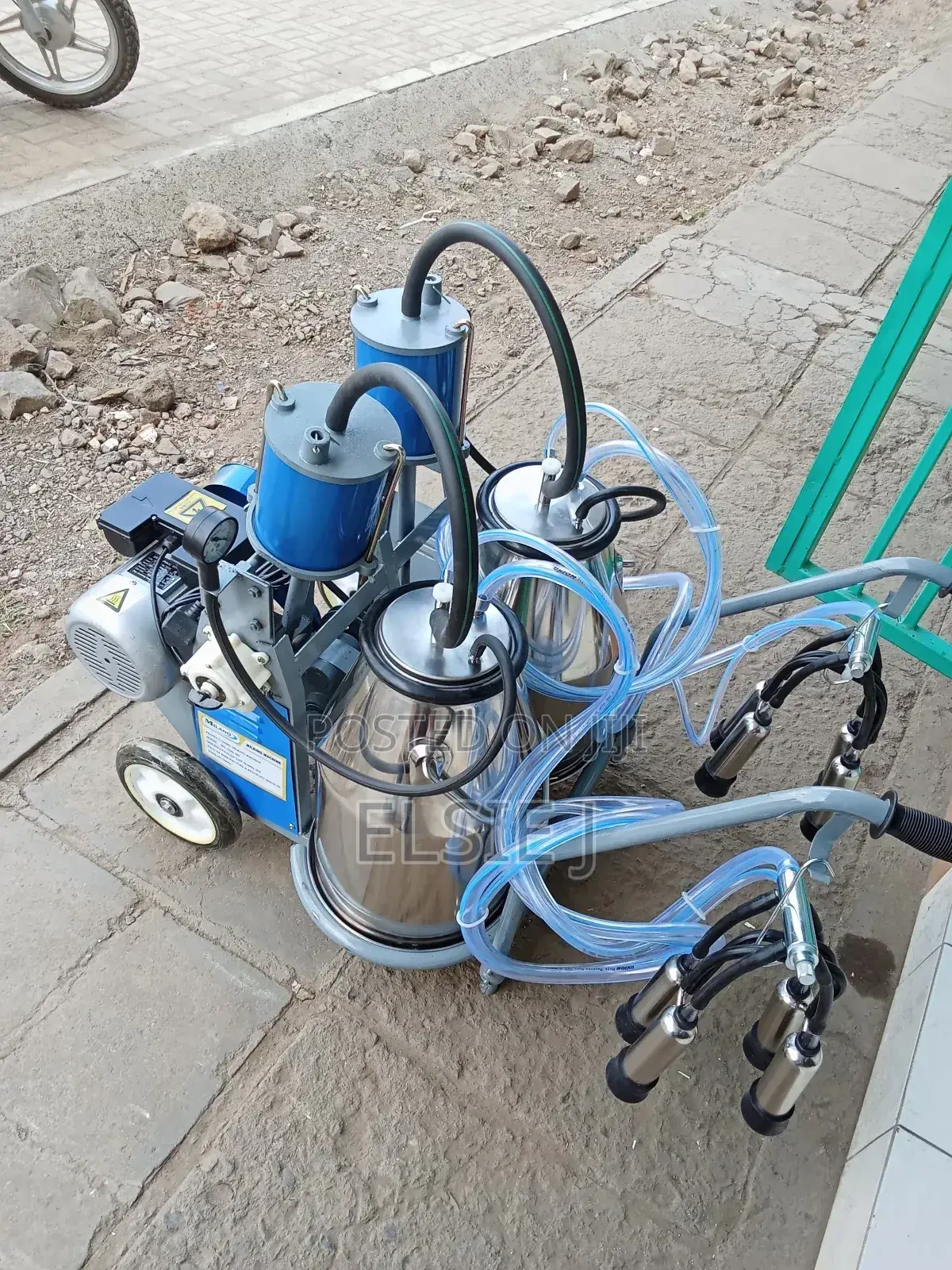 Double Drum Milking Machine – Heavy Duty Dairy Equipment