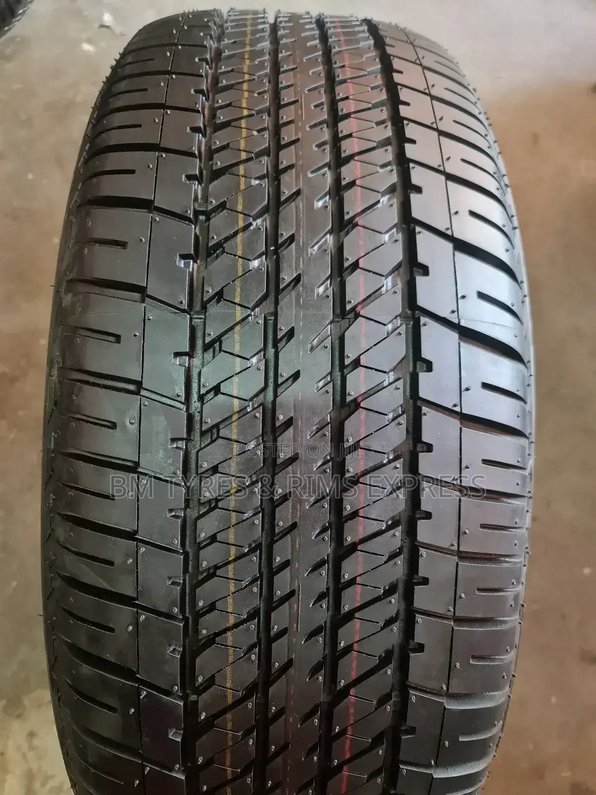 275 /50 R22 Bridgestone Tyres(Highway Terrrain) Japan.