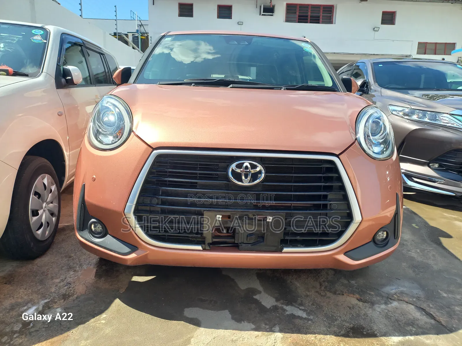 Toyota Passo 1.0 FWD 2019 Orange