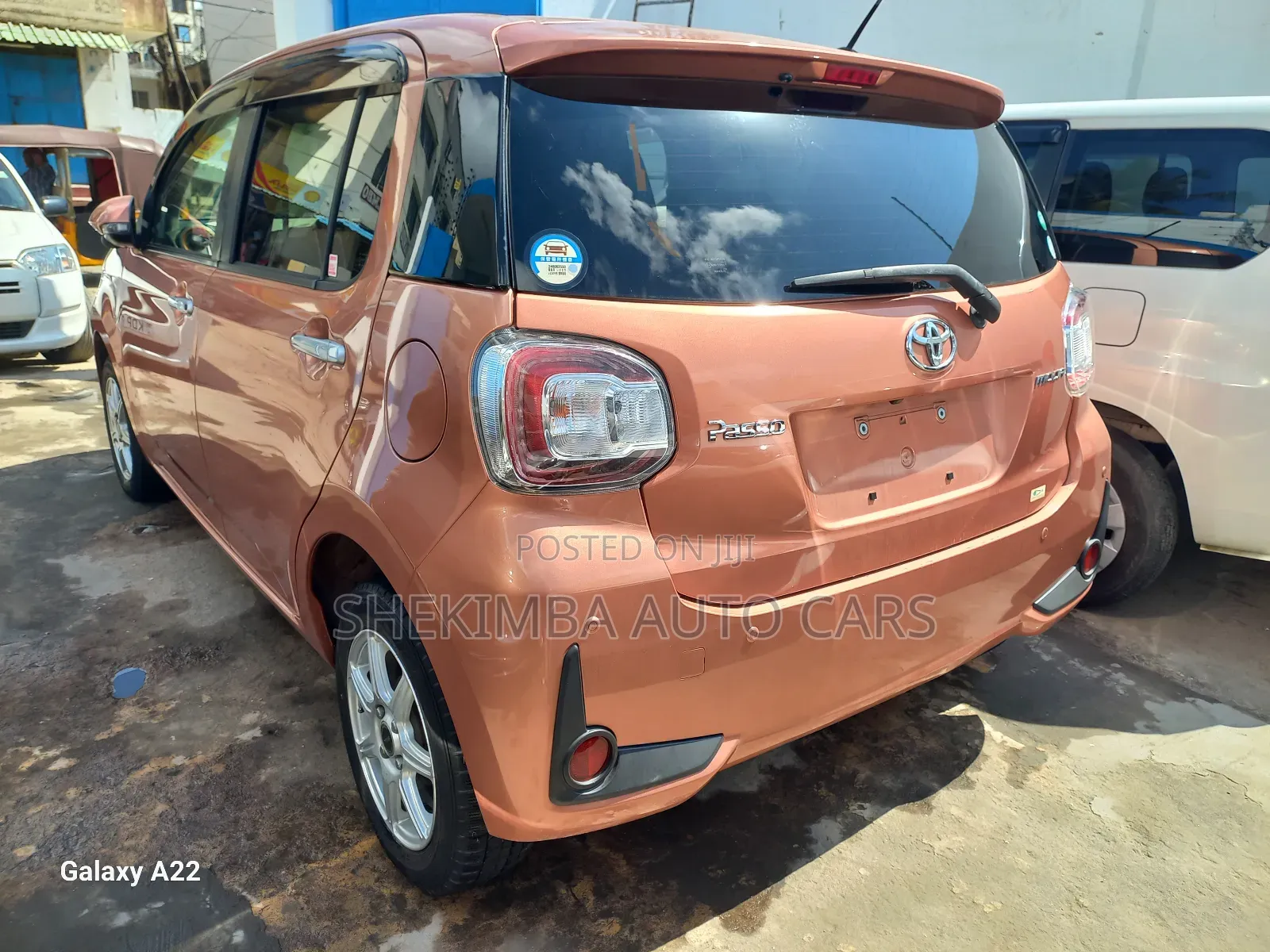 Toyota Passo 1.0 FWD 2019 Orange
