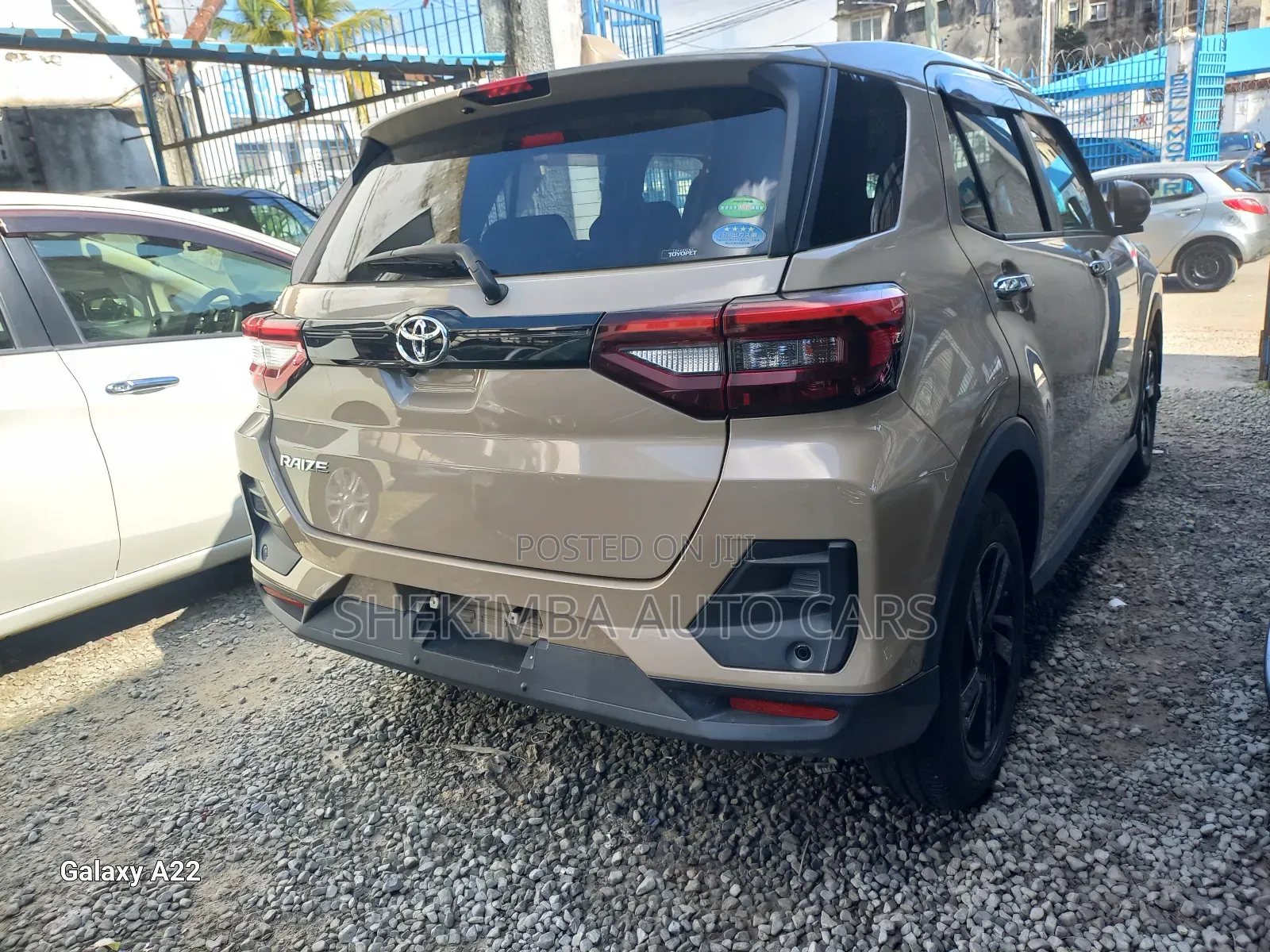 Toyota Raize 1.0 FWD 2019 Beige