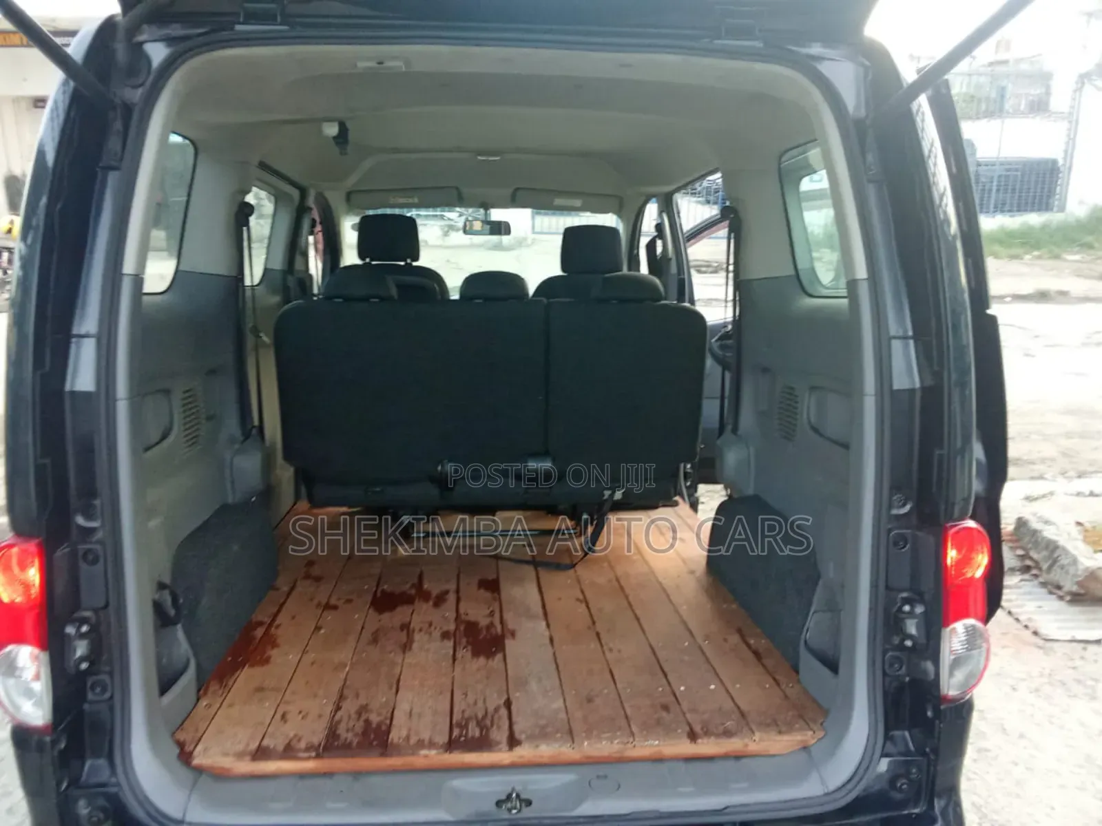 Nissan NV200 2019 Black