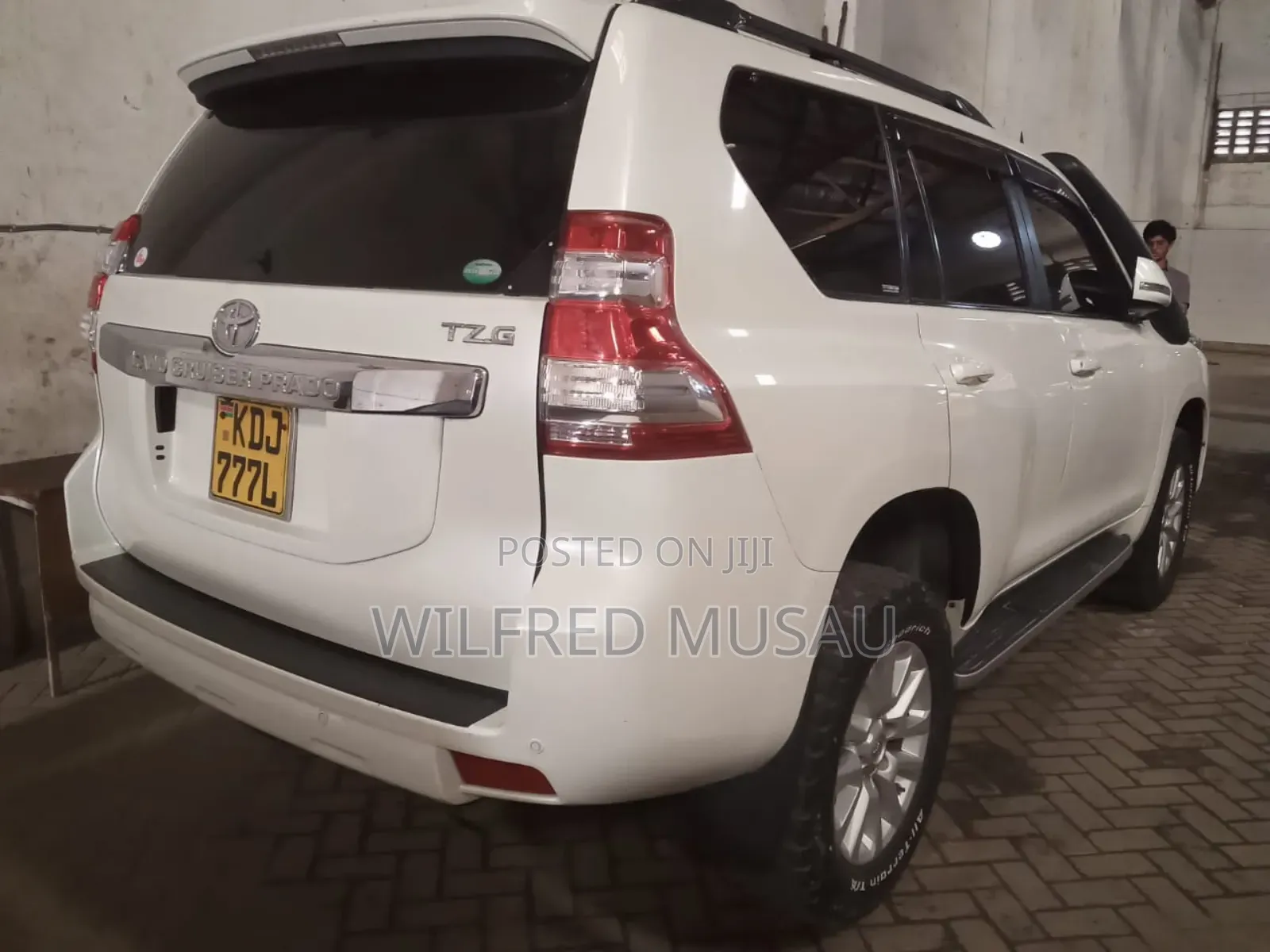 Toyota Land Cruiser Prado 2.8 2018 White