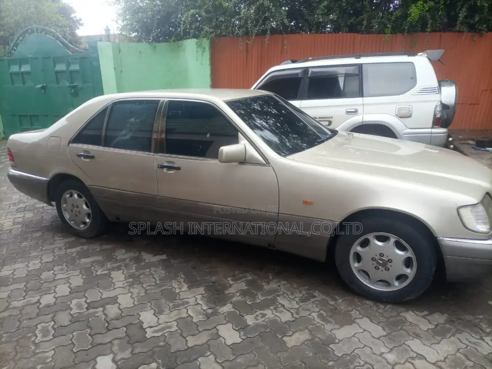 Mercedes-Benz S-Class 1995 Gold