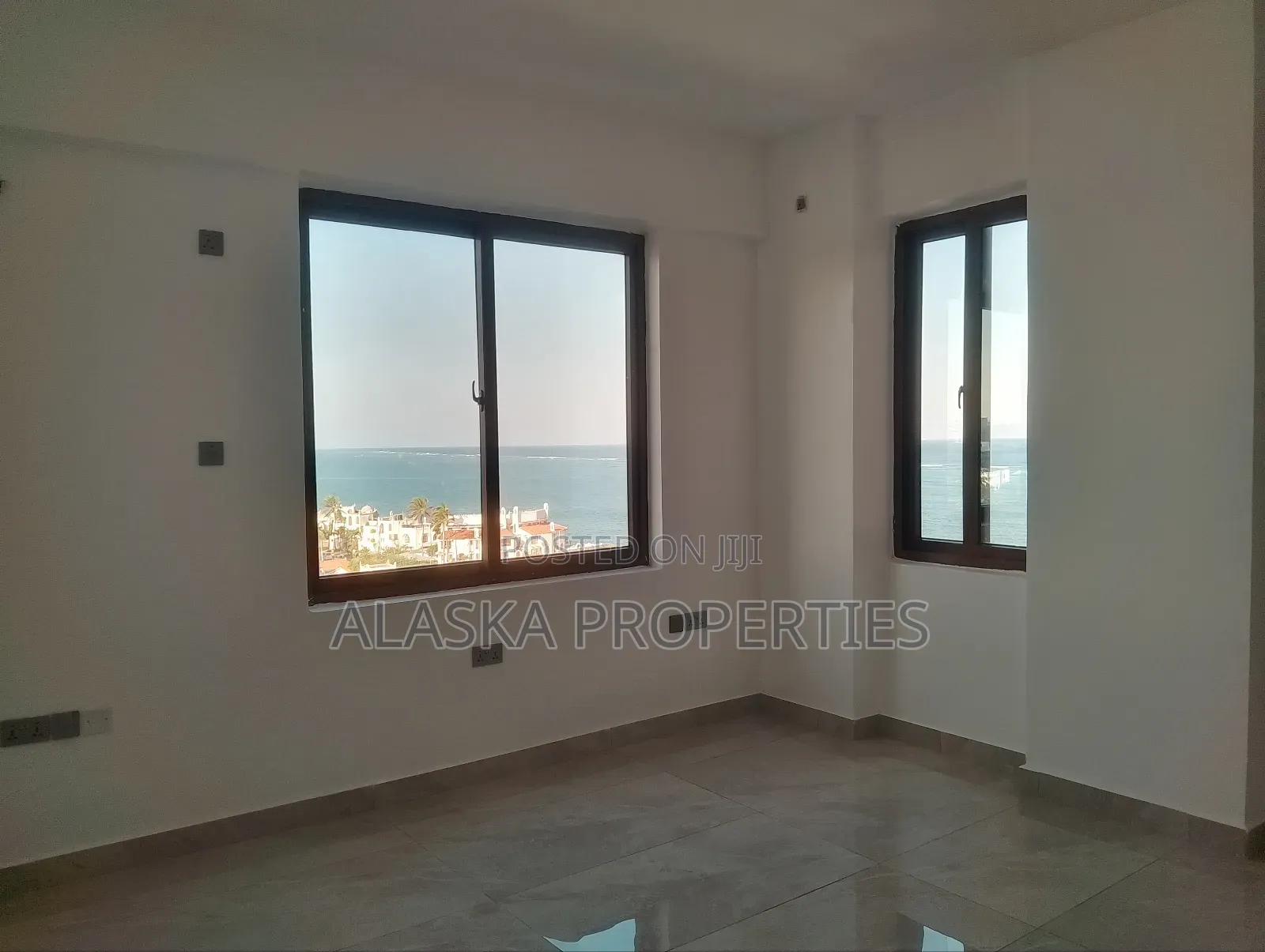 4bdrm Apartment in Nyali Citymall for sale