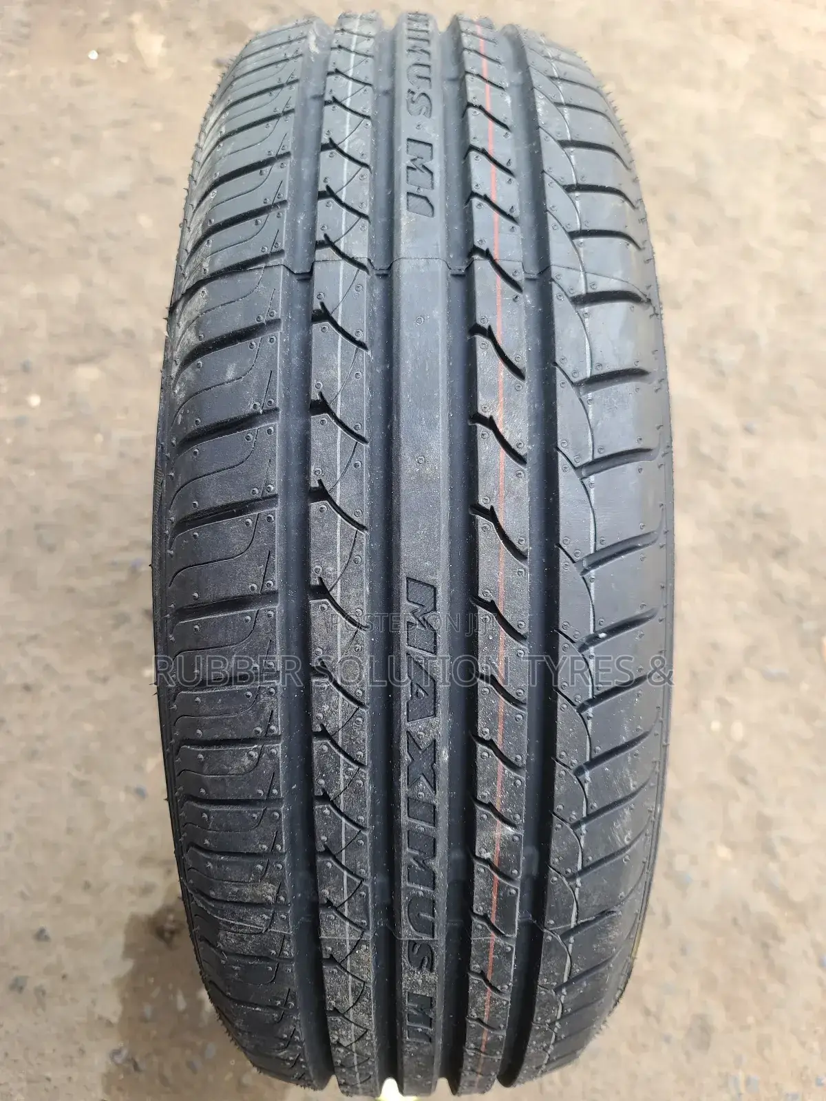 185 /65 R15 Maxtrek Tyres Muximus M1