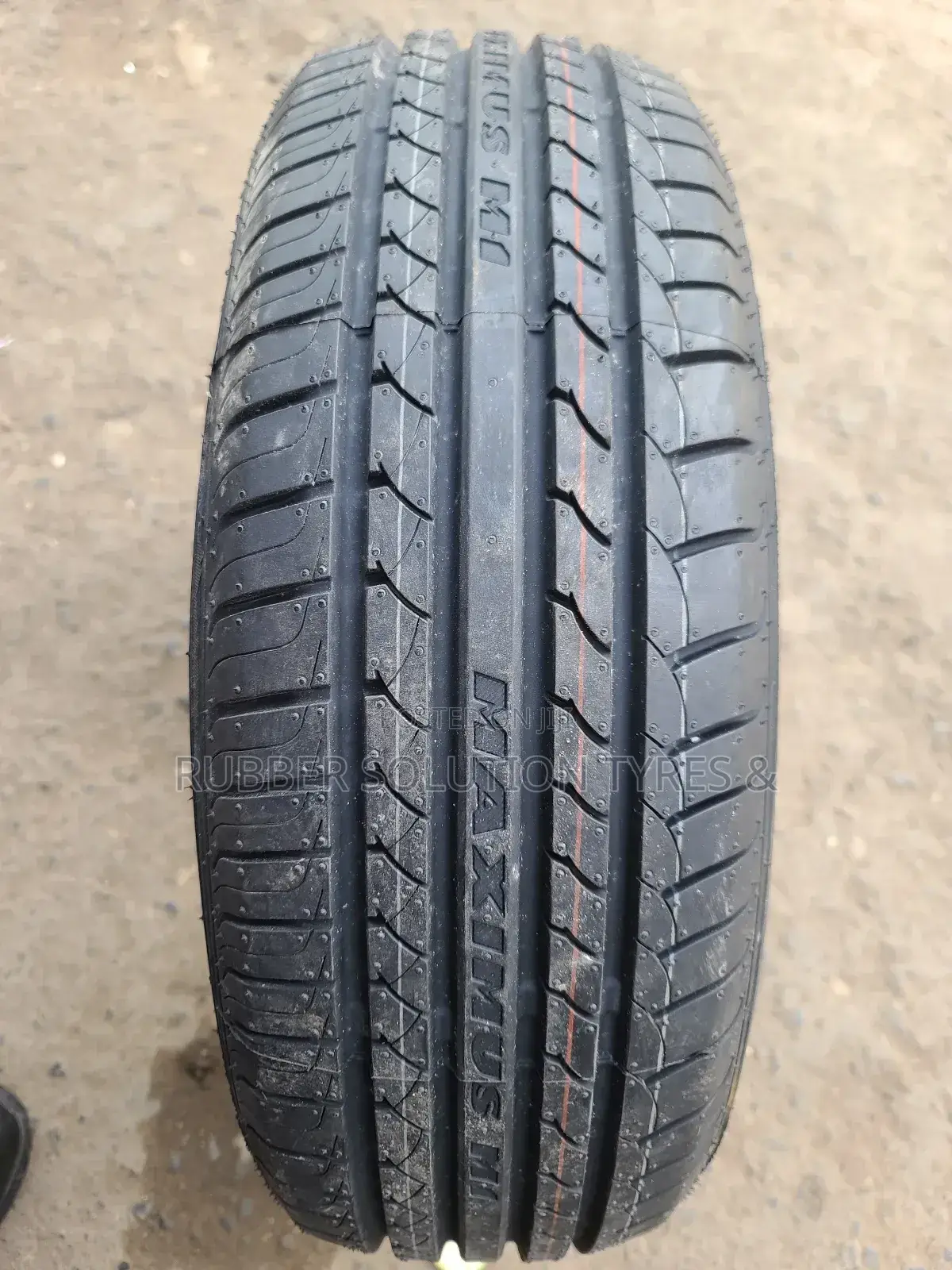 185 /65 R15 Maxtrek Tyres Muximus M1