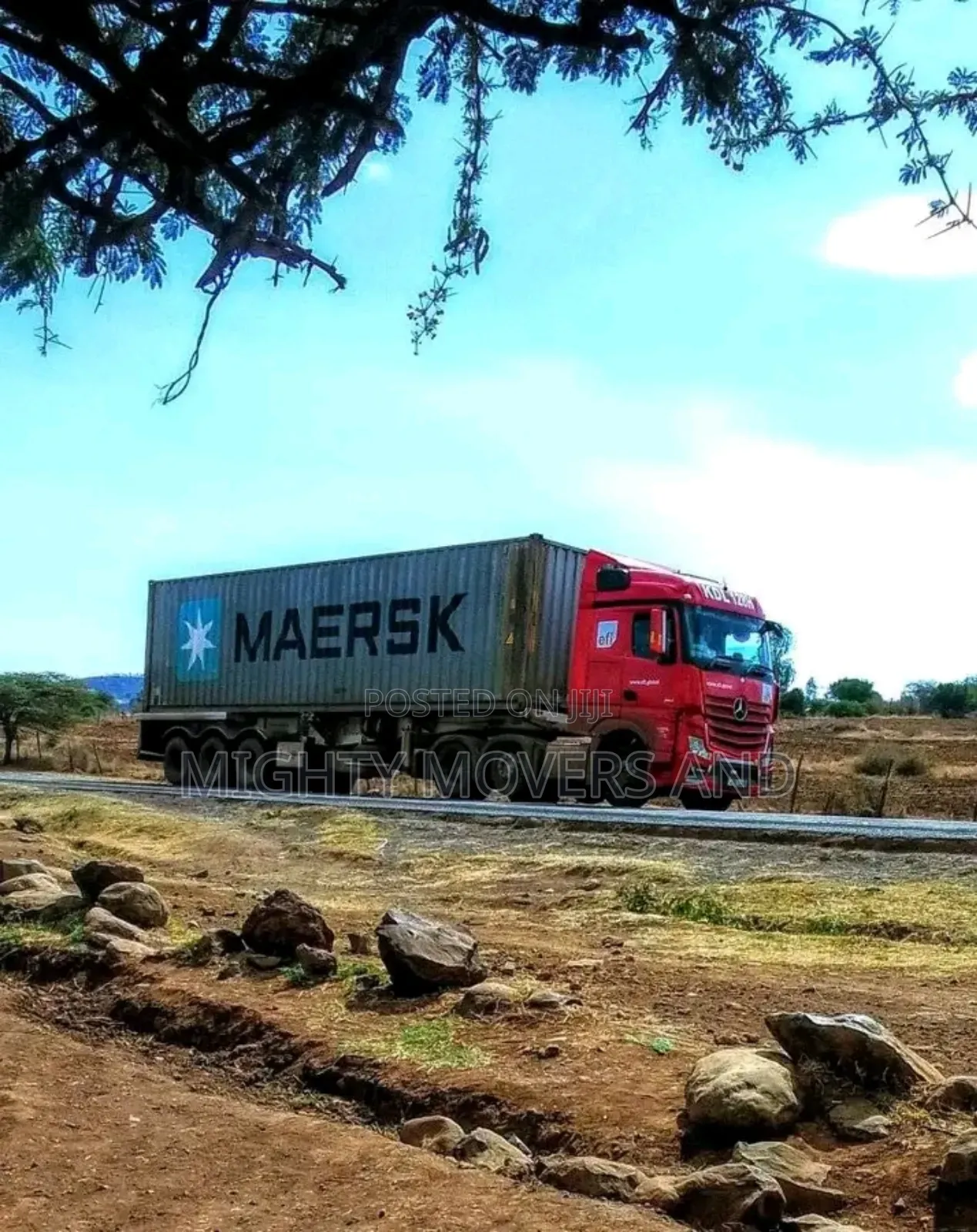 Transit Trailers Accessible for Hoisting and Logistics
