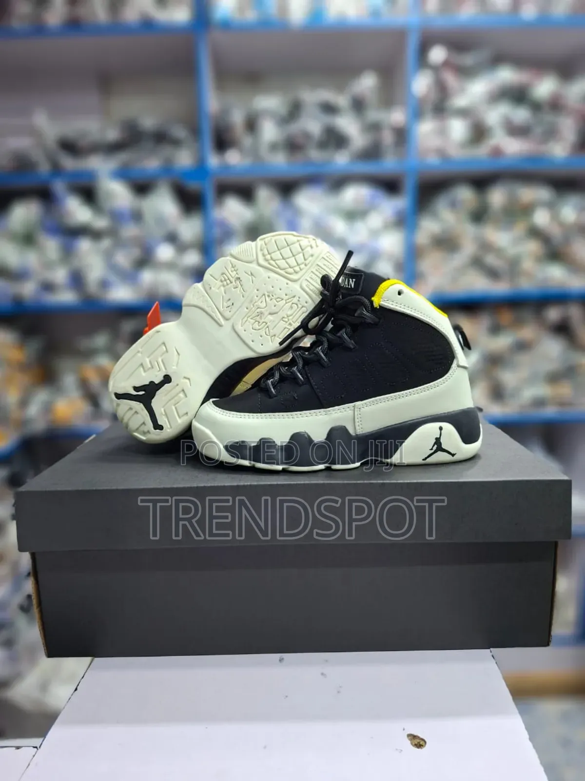Kids Jordan 9
Sizes 25-36