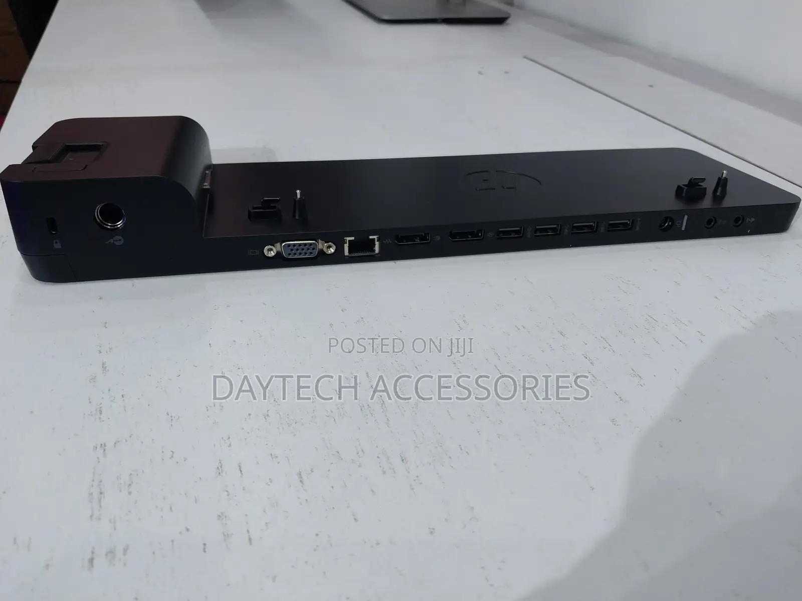 An Hp 2013 Ultraslim Multi-Ports Docking Station.