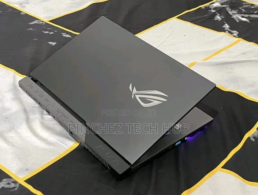 Laptop Asus ROG Strix G15 24GB AMD Ryzen 7 SSD 512GB